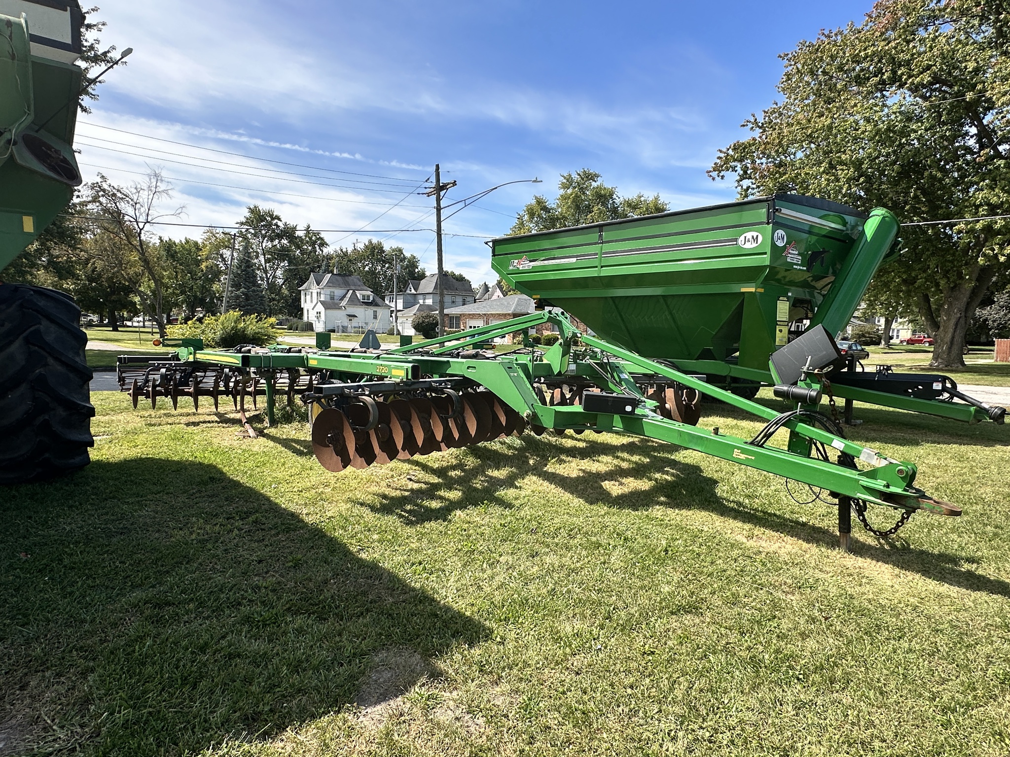  2013 John Deere 2720 at Heritage Tractor in Lacon, IL