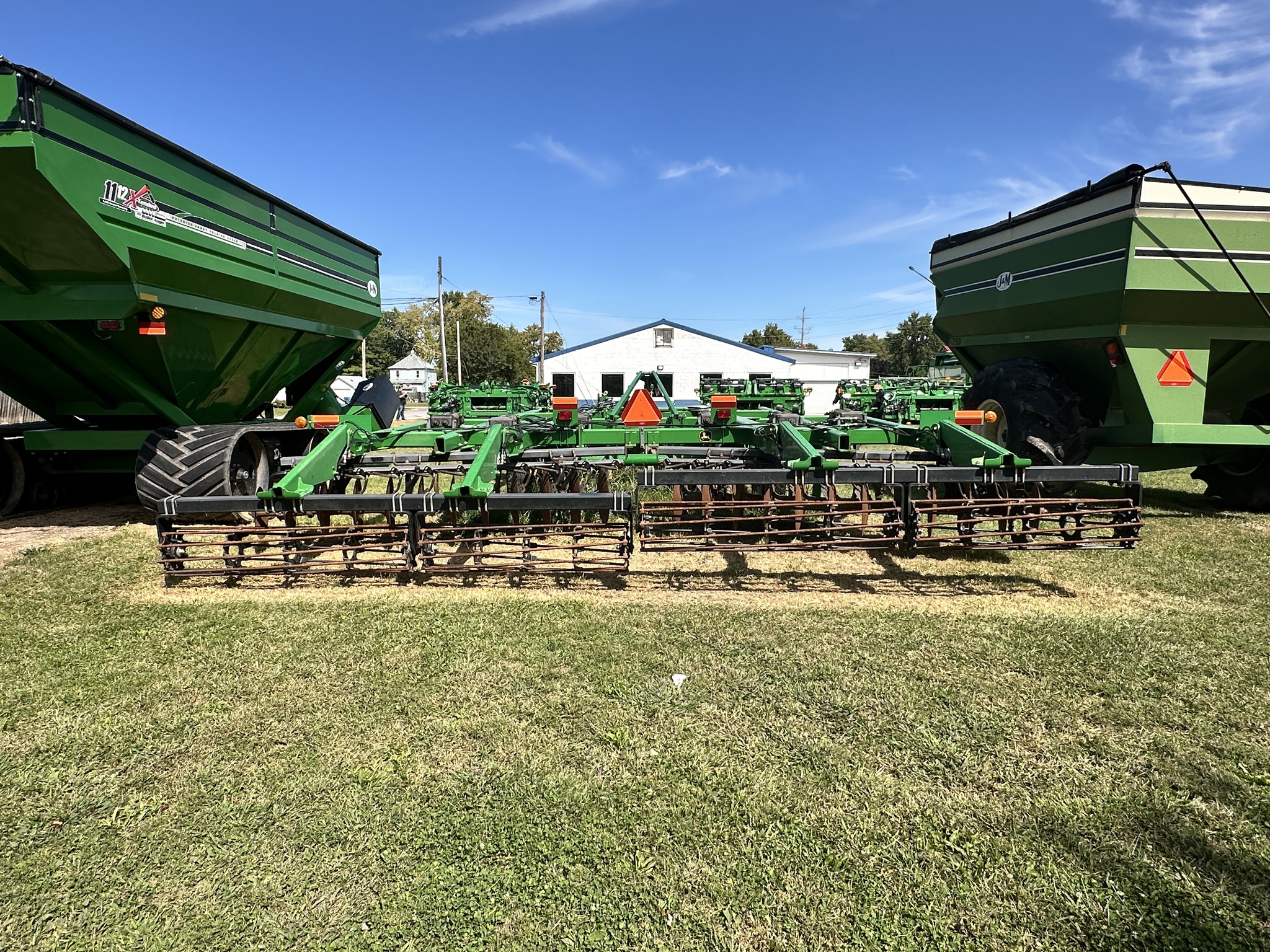  2013 John Deere 2720 at Heritage Tractor in Lacon, IL
