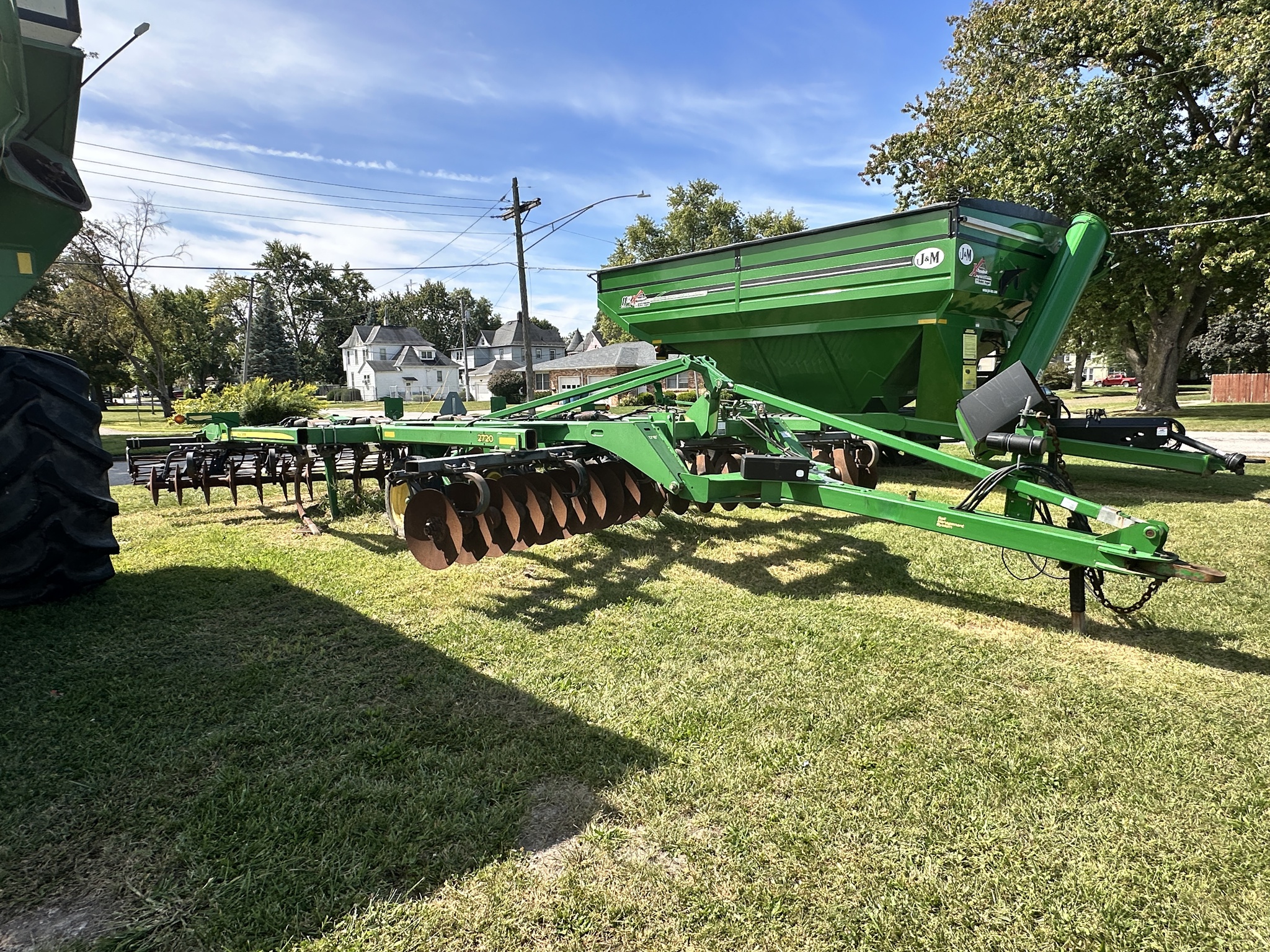  2013 John Deere 2720 at Heritage Tractor in Lacon, IL