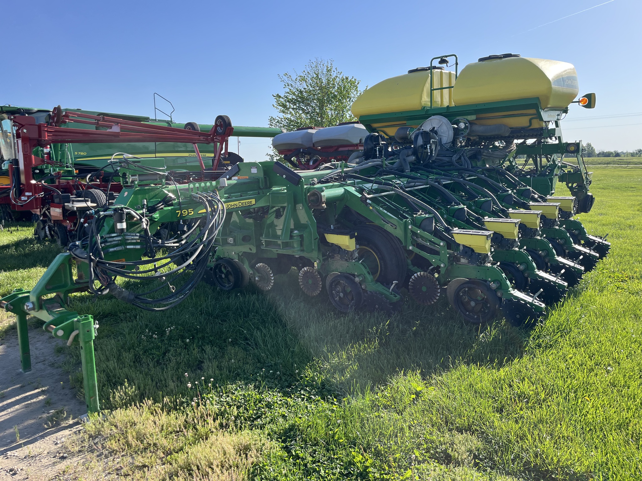  2018 John Deere 1795 at Heritage Tractor in Nevada, MO
