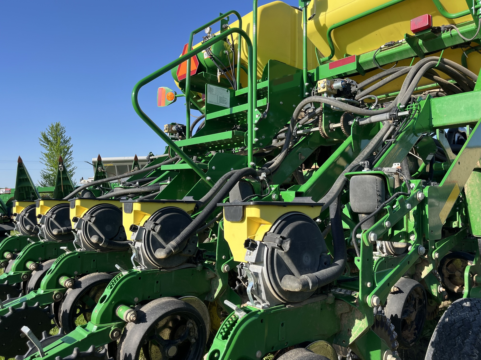  2018 John Deere 1795 at Heritage Tractor in Nevada, MO