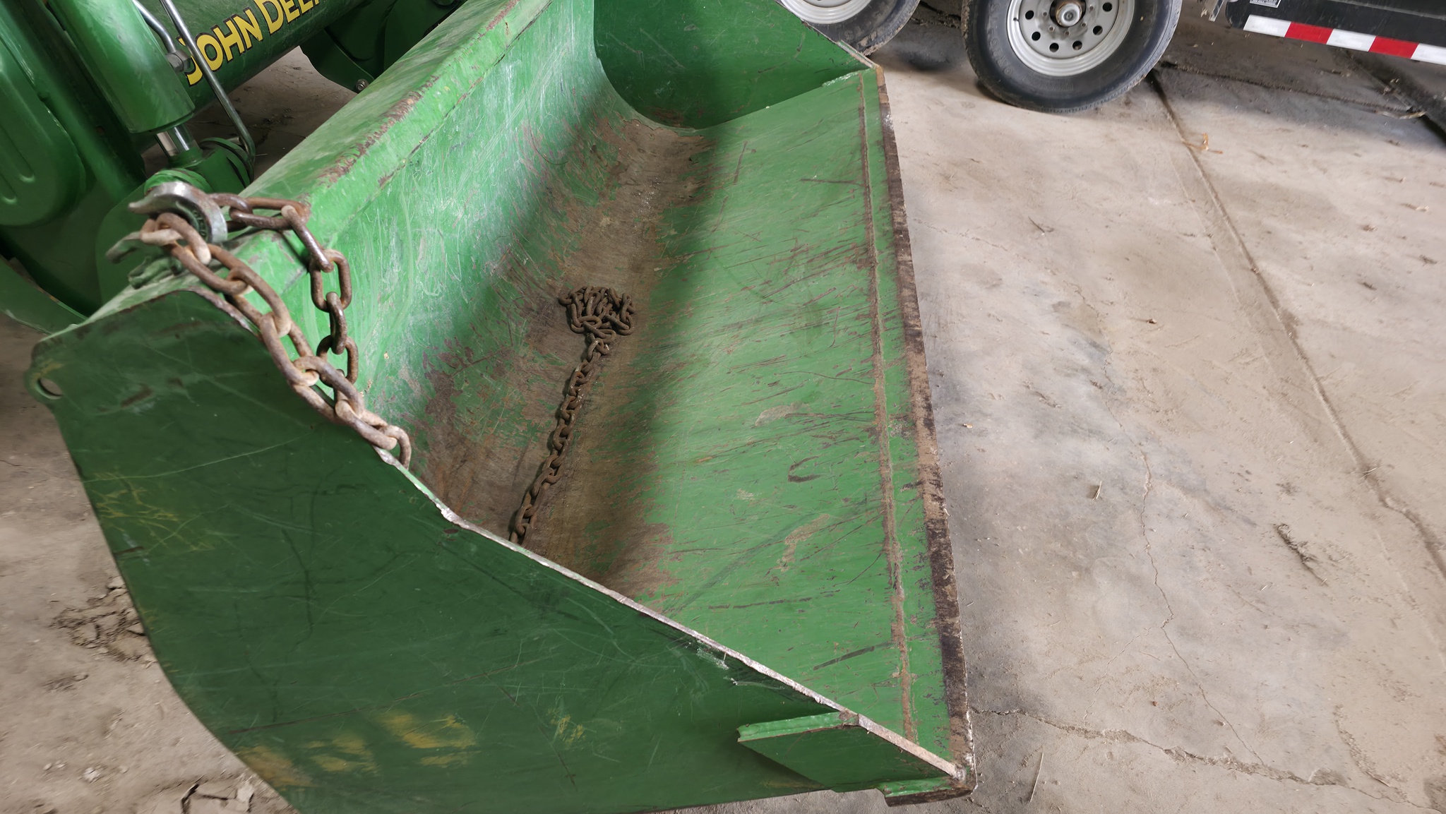 2013 John Deere 6105M Image 15