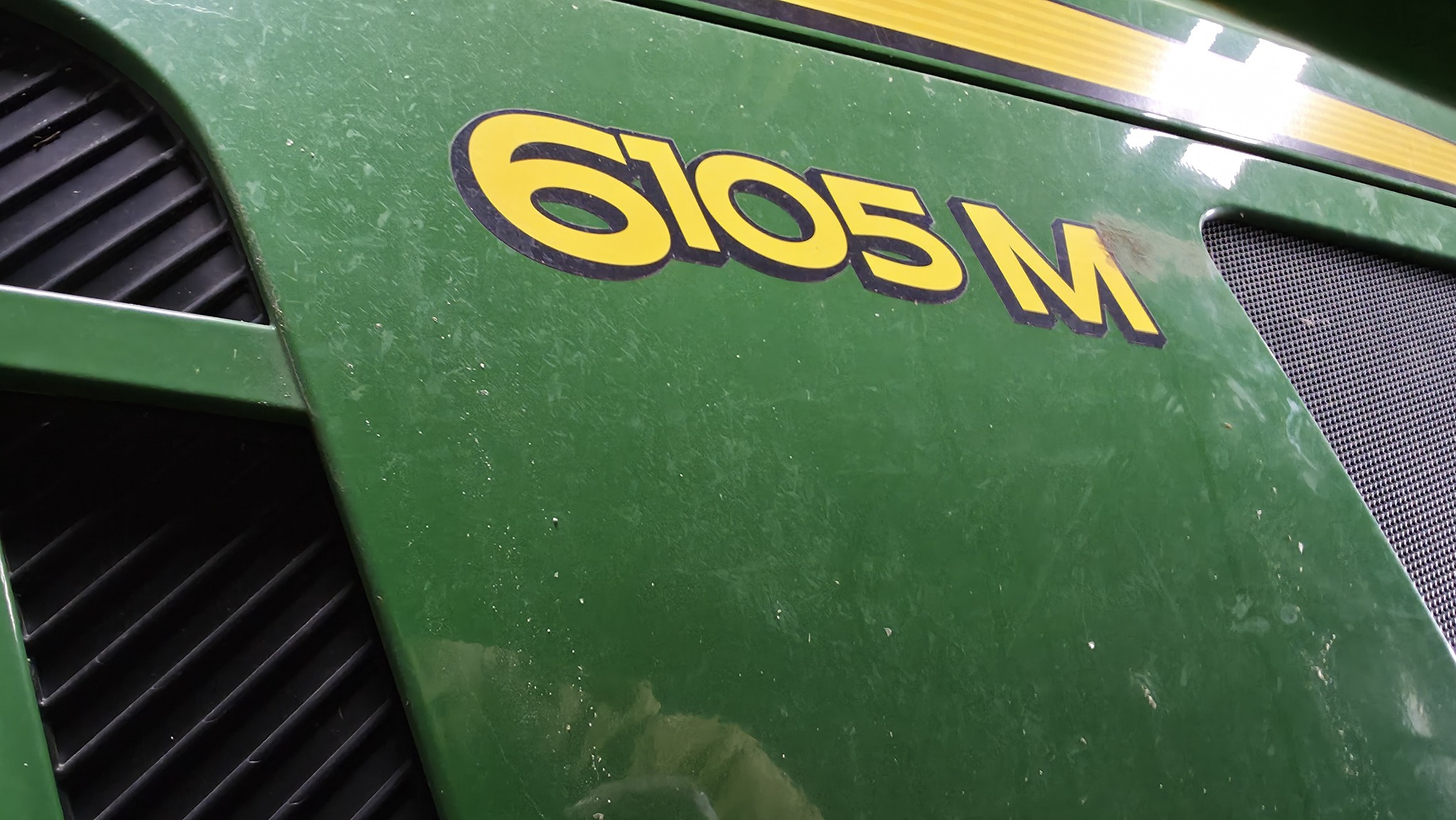 2013 John Deere 6105M Image 20