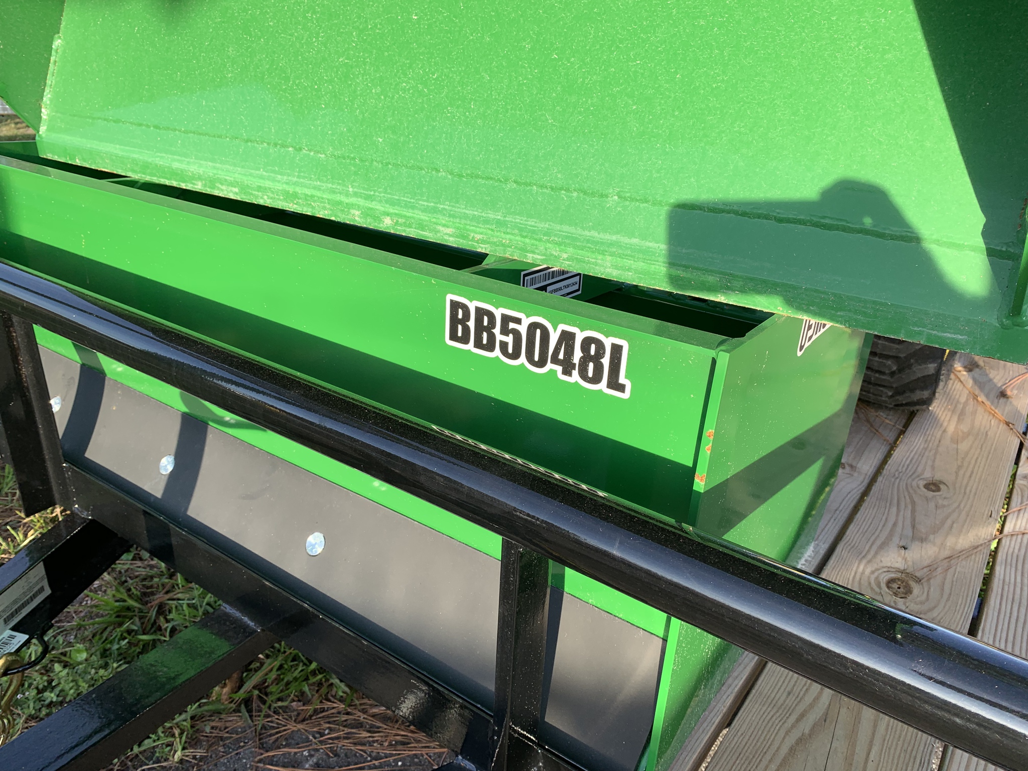 2024 John Deere 1023E Image 3