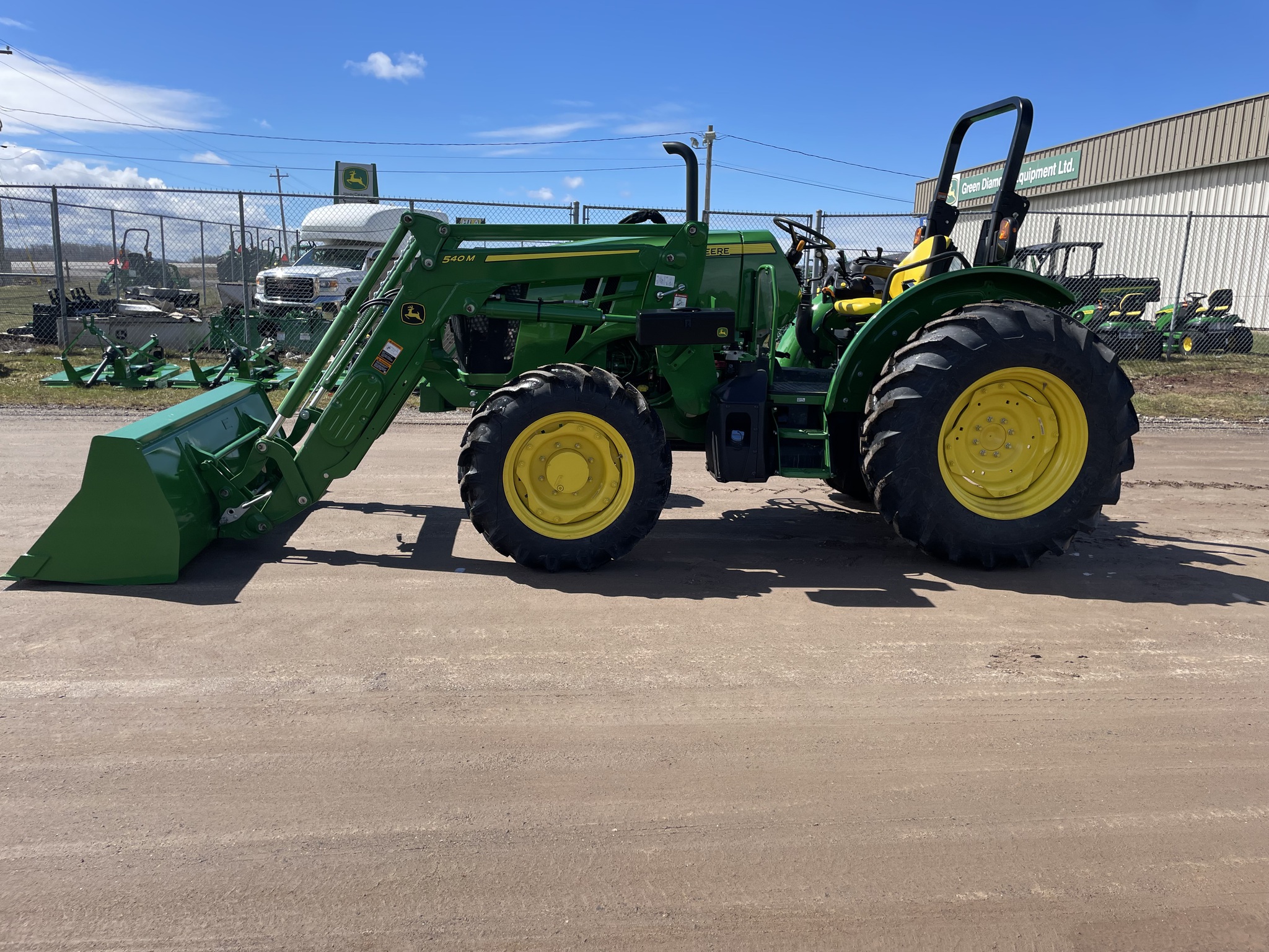 2024 John Deere 5090E Image 2