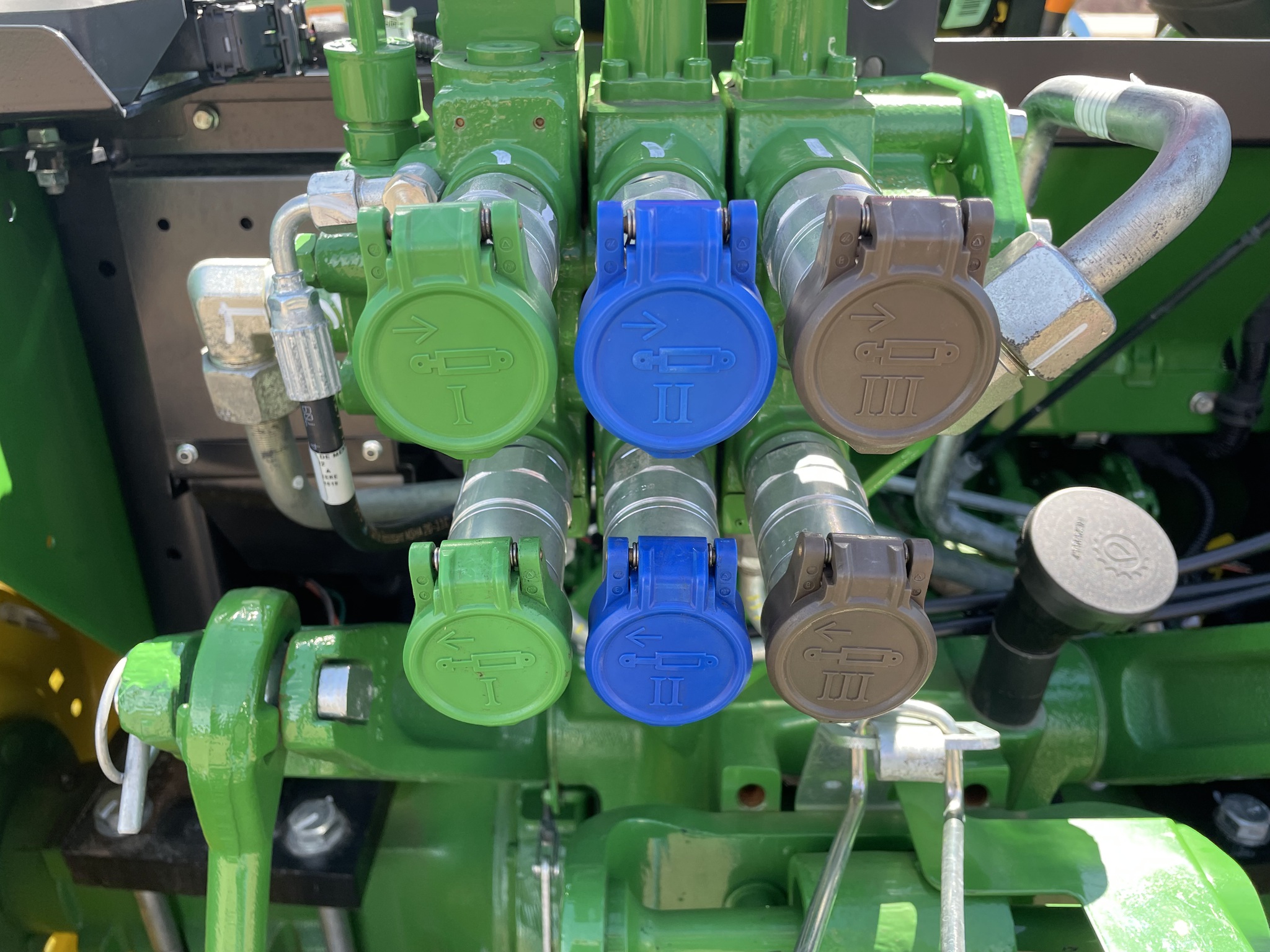 2024 John Deere 5090E Image 18