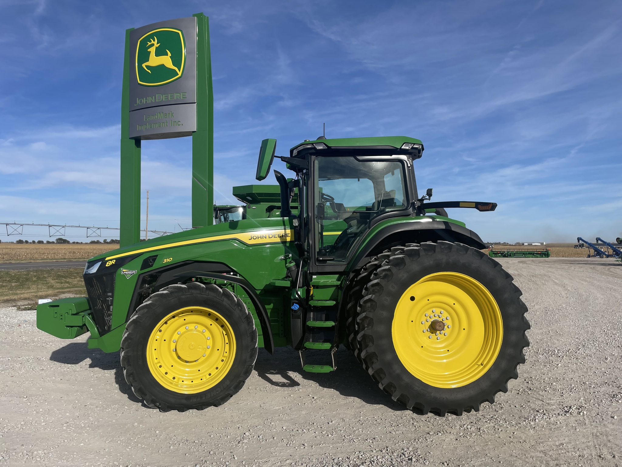 2024 John Deere 8R 310 Image 2