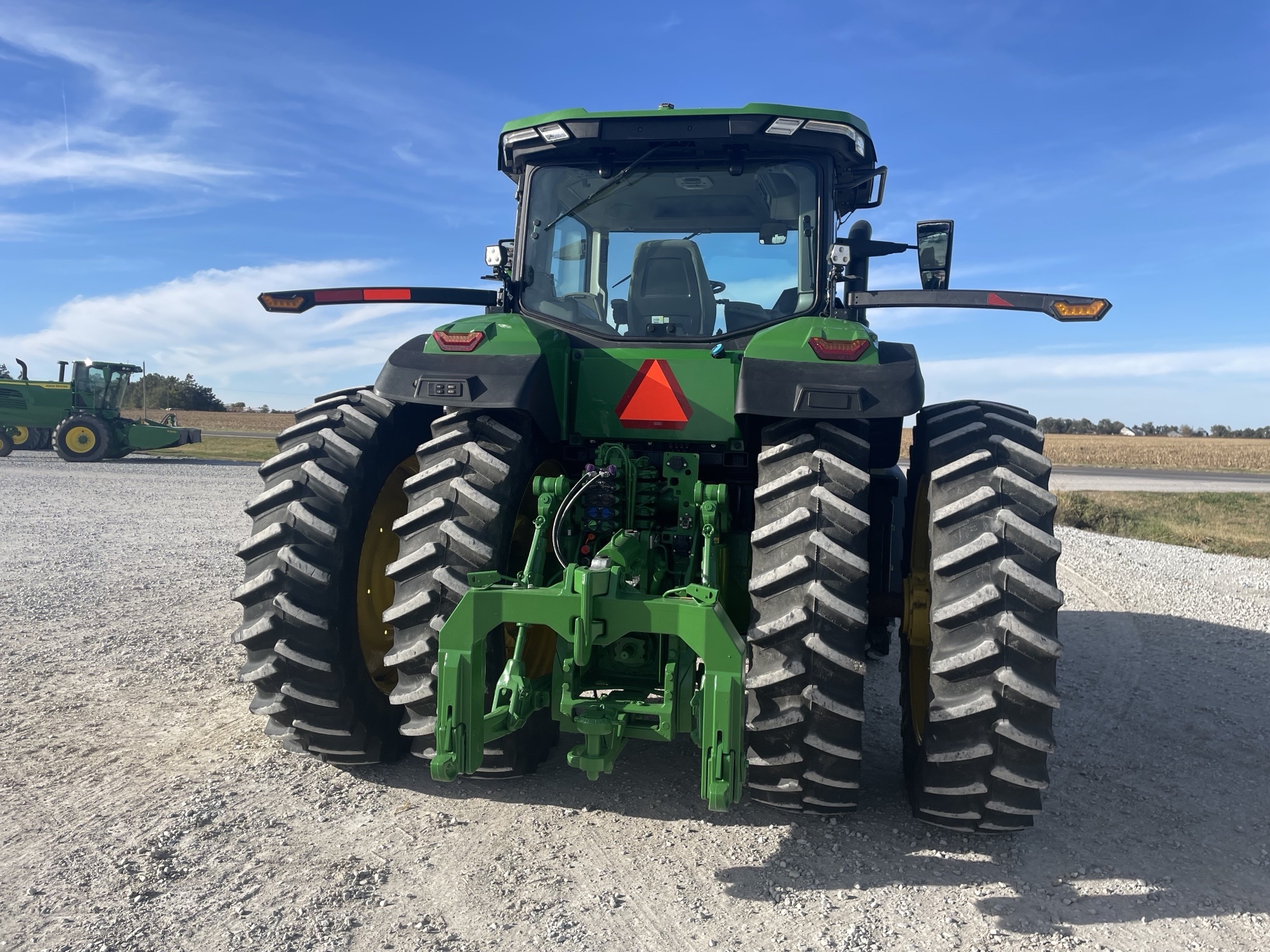 2024 John Deere 8R 310 Image 7