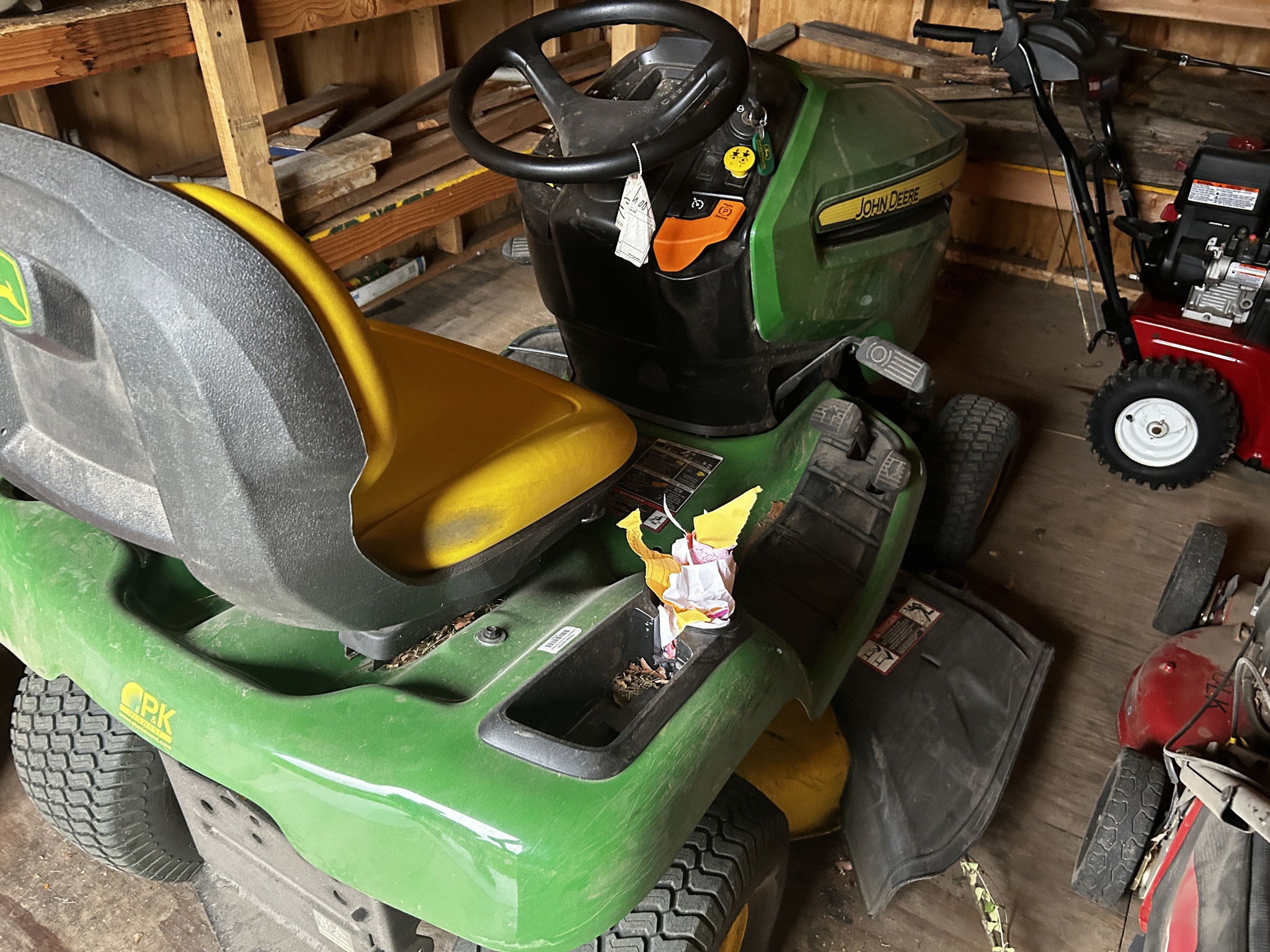 2019 John Deere X350 Image 4