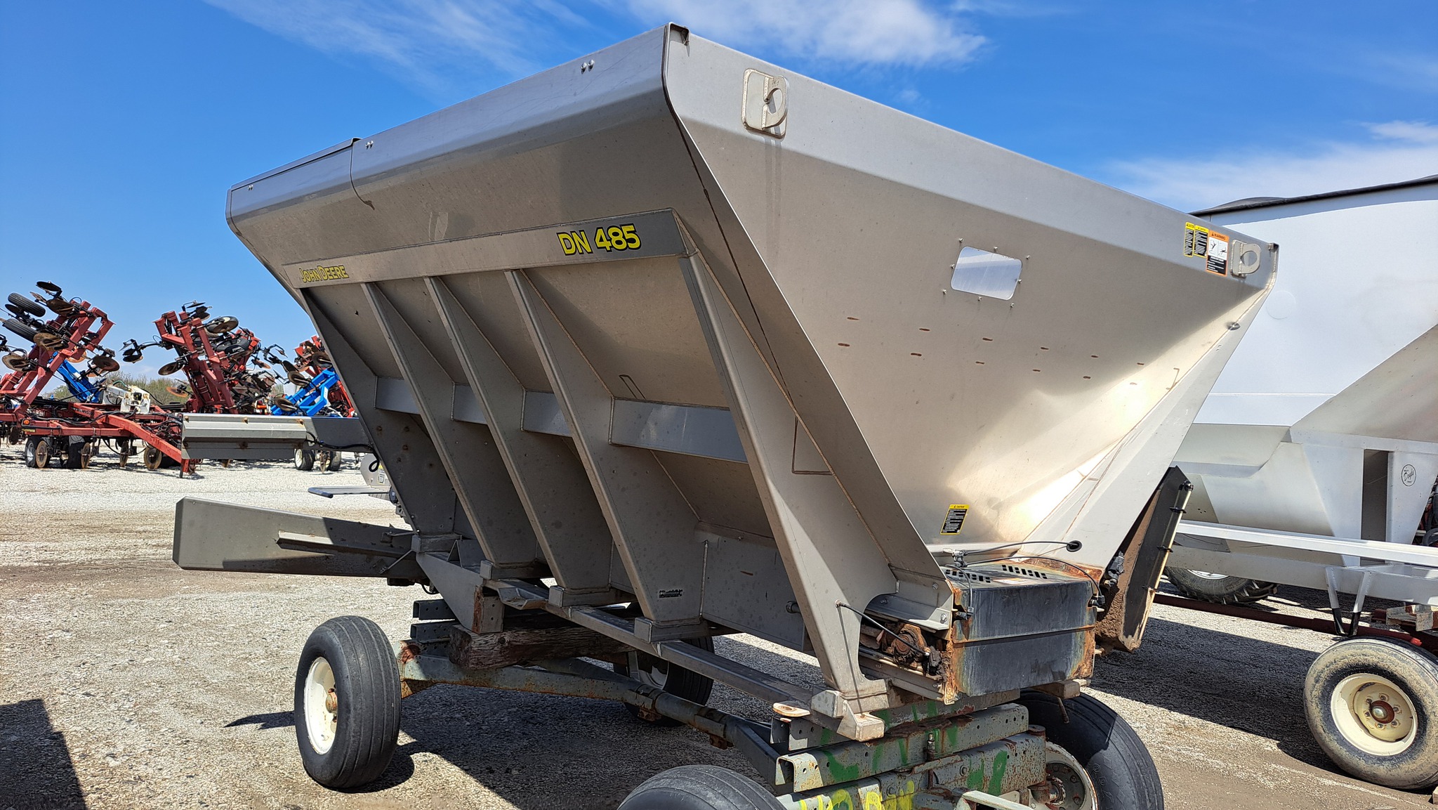  2019 John Deere DN485 at Heritage Tractor in Galesburg, IL