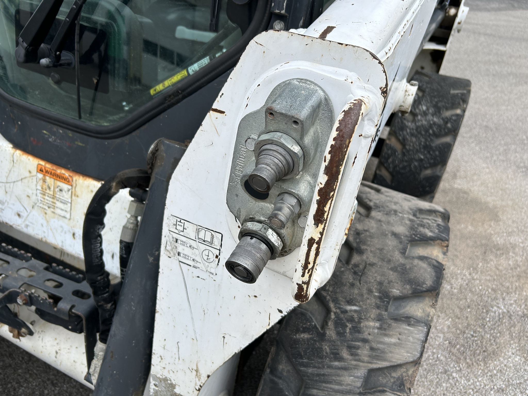 2018 Bobcat S550 Image 10
