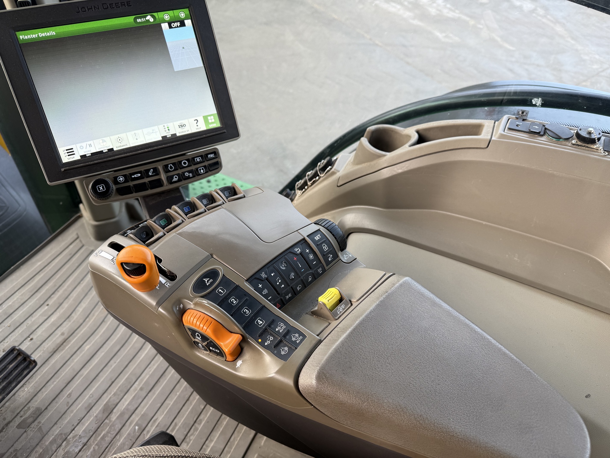 2022 John Deere 8R 370 Image 10