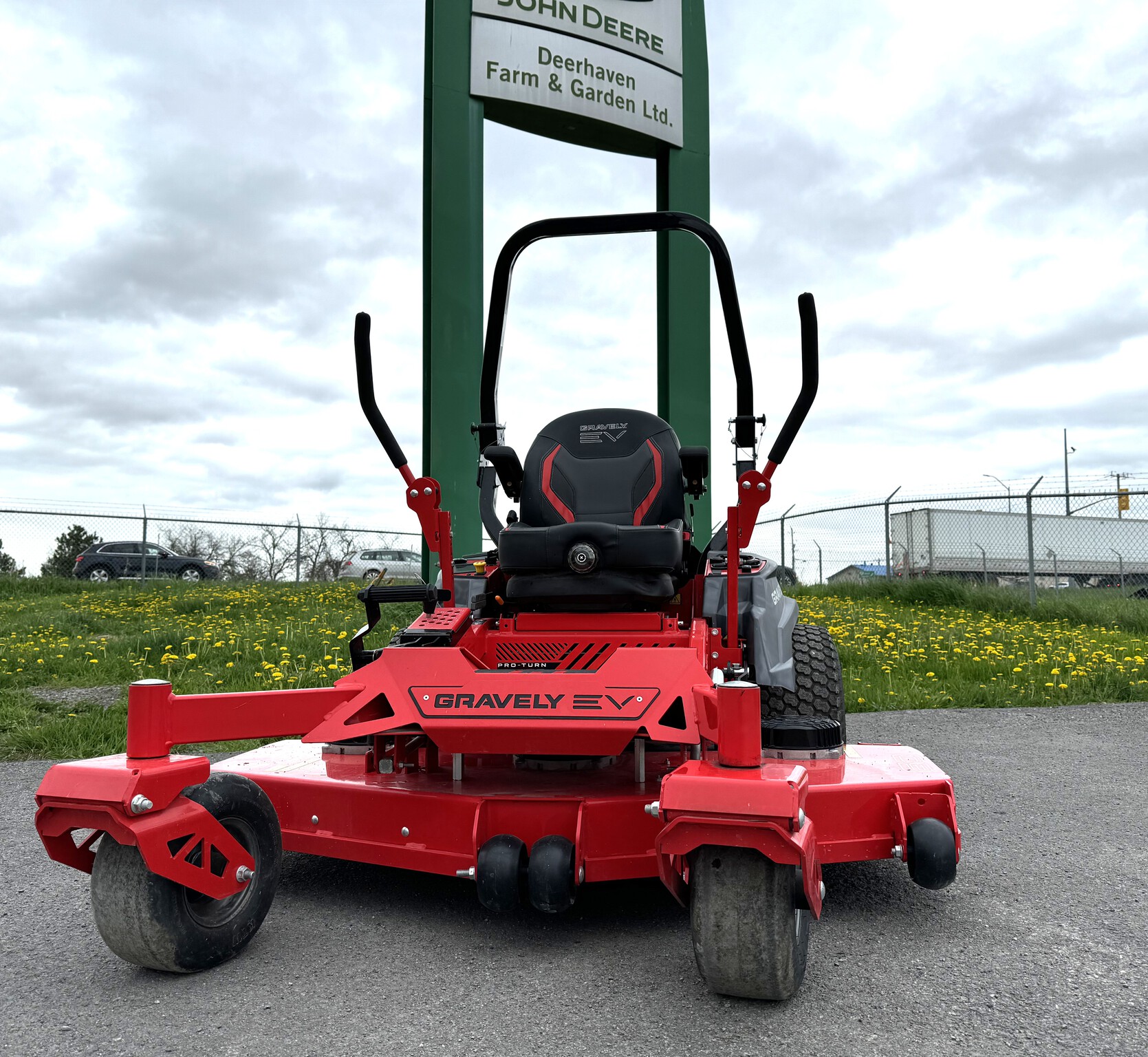 2022 Gravely PRO-TURN EV 60 Image 1