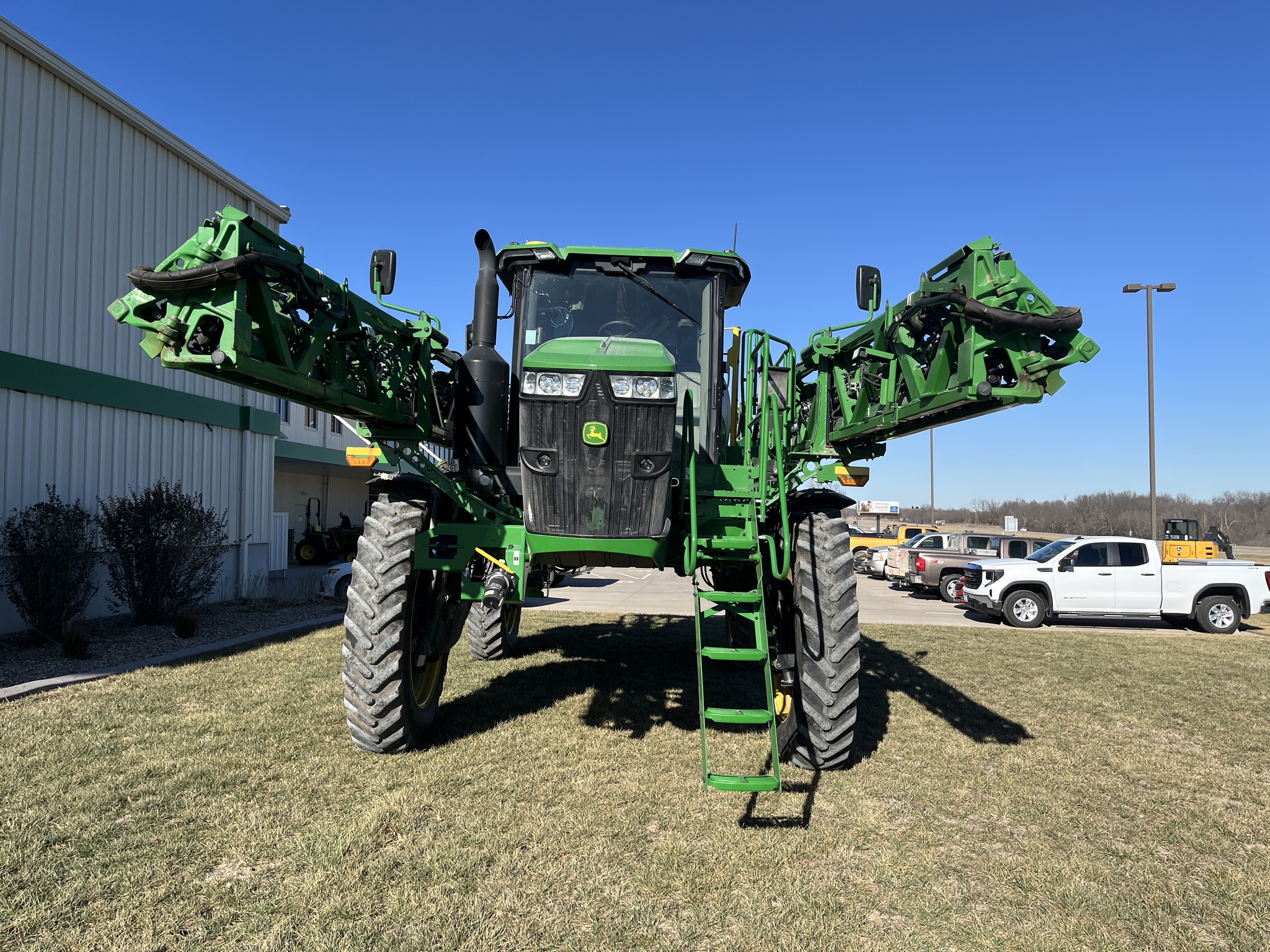  2024 John Deere 616R at Heritage Tractor in Adrian, MO
