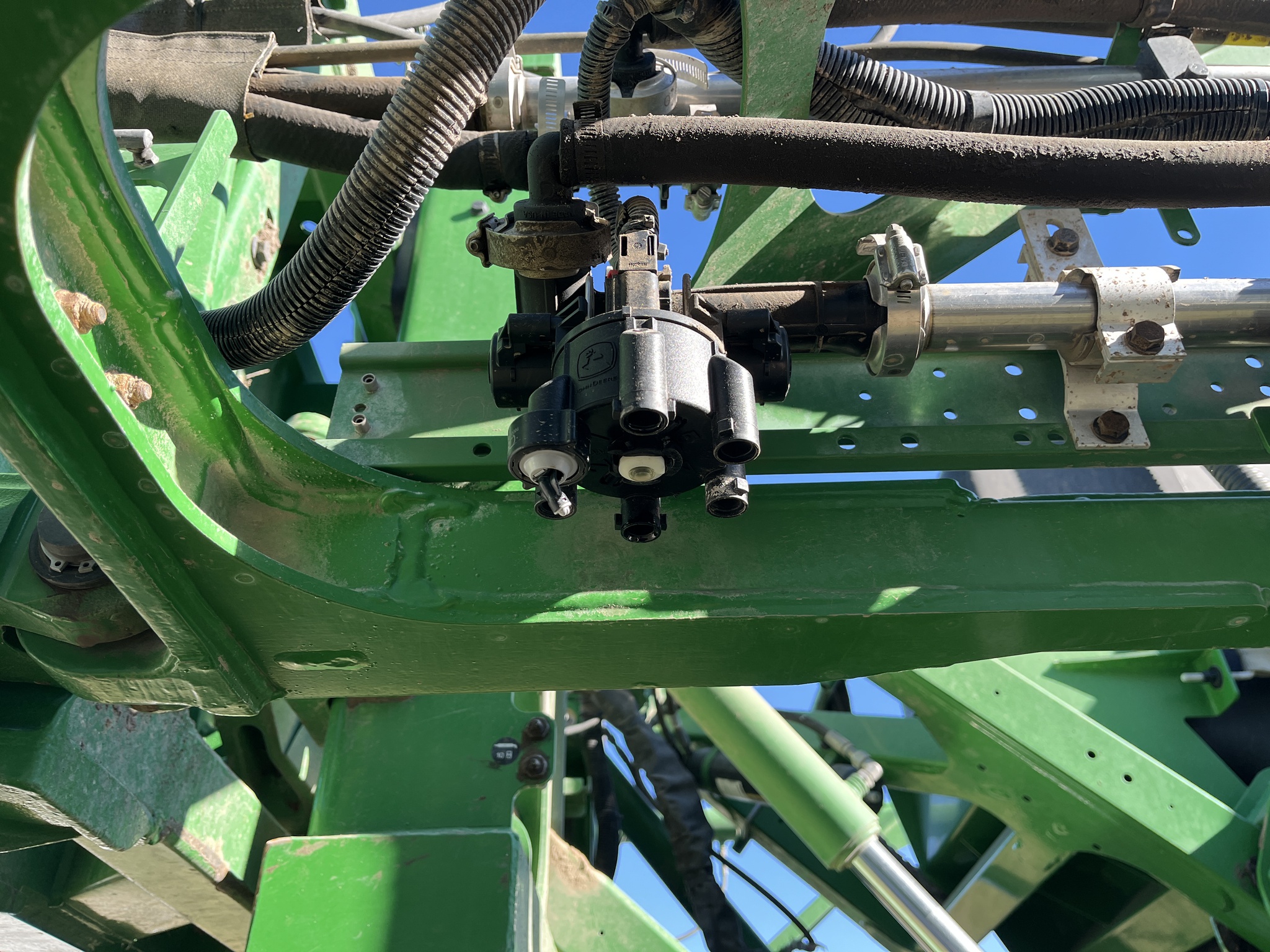  2024 John Deere 616R at Heritage Tractor in Adrian, MO