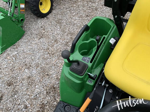 Photo of 2024 John Deere 1023E