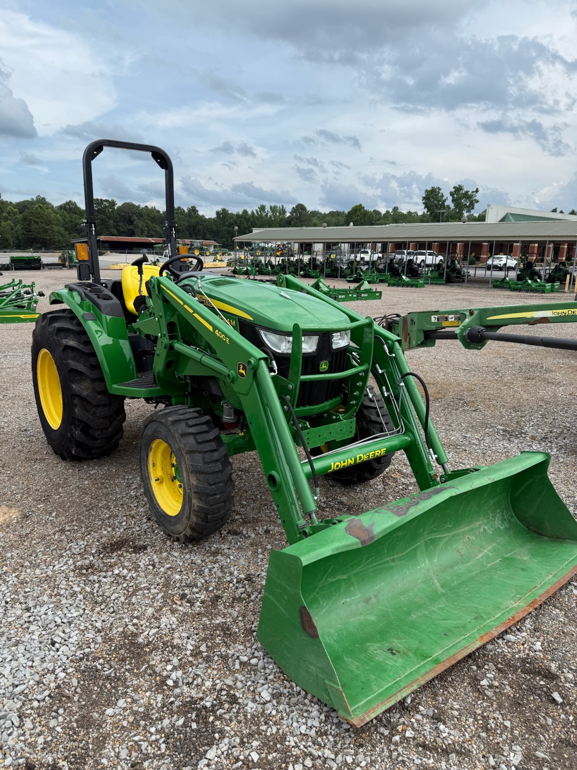 2021 John Deere 4044M