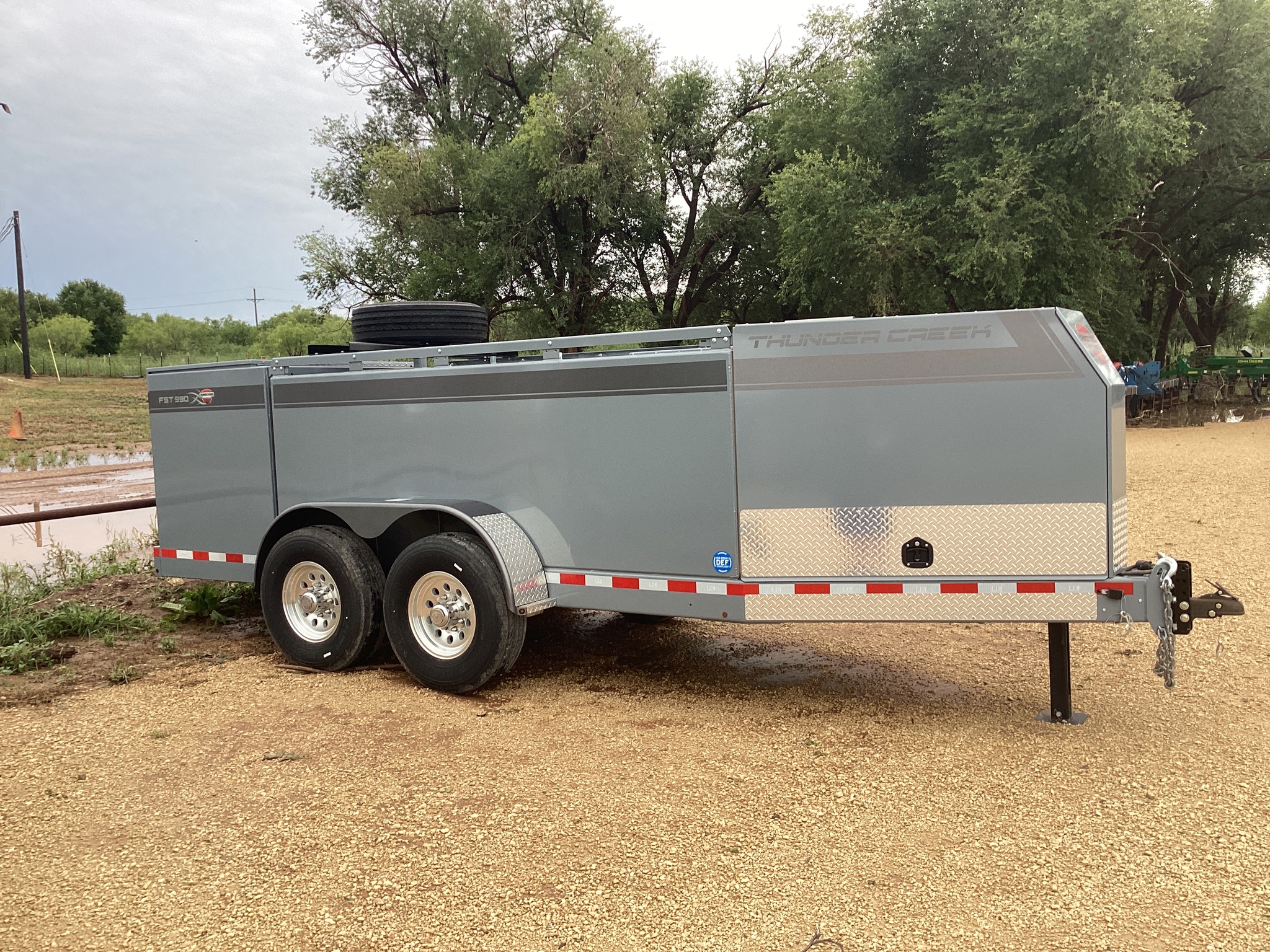 2023 Thunder Creek FST990 Image 2