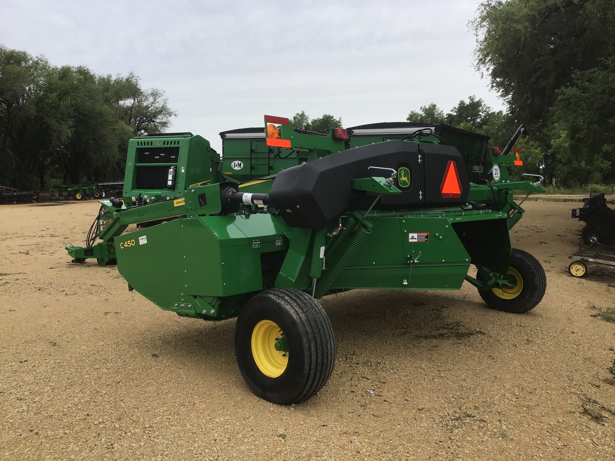 2024 John Deere C450 Image 3