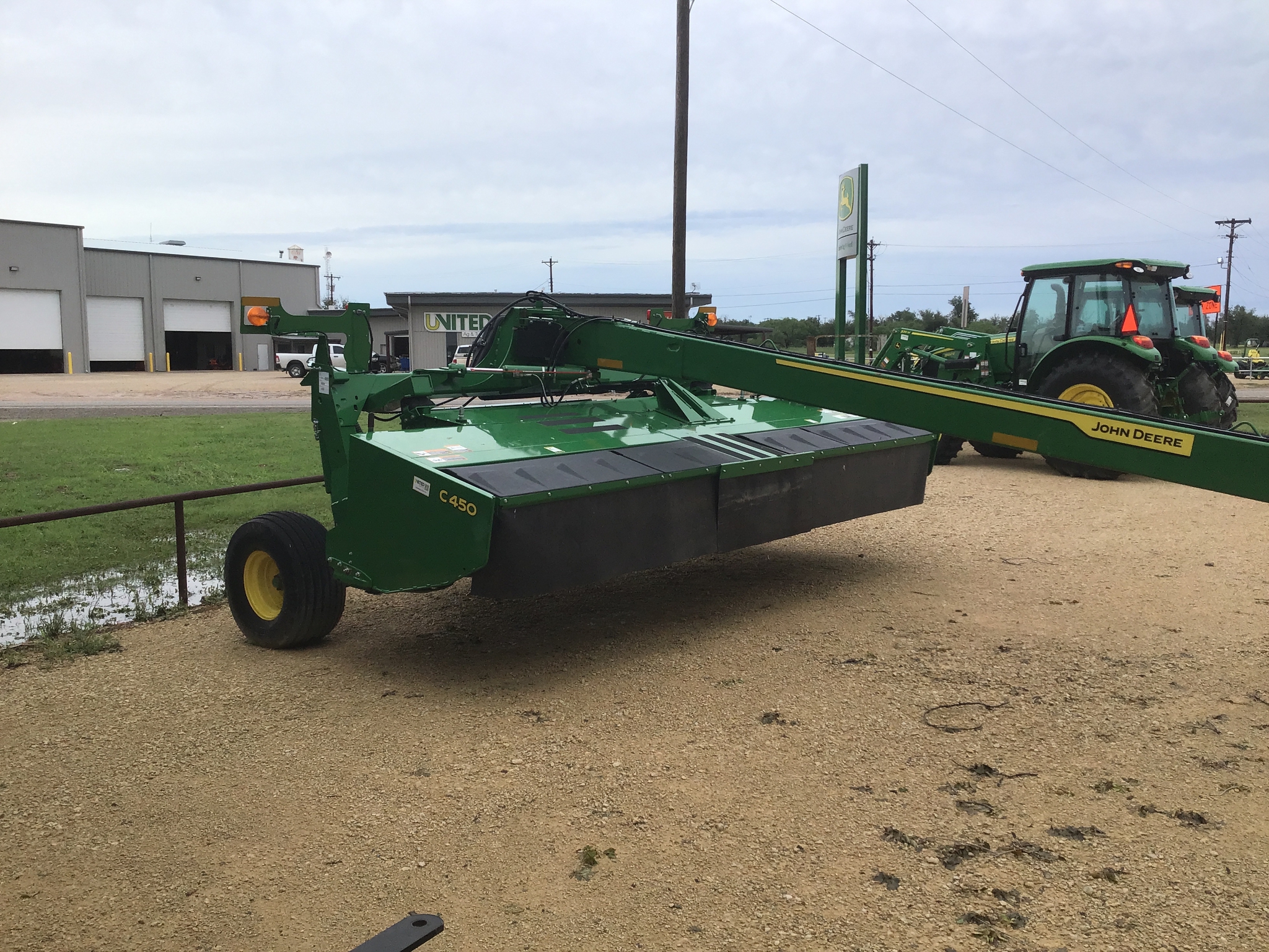 2024 John Deere C450 Image 2