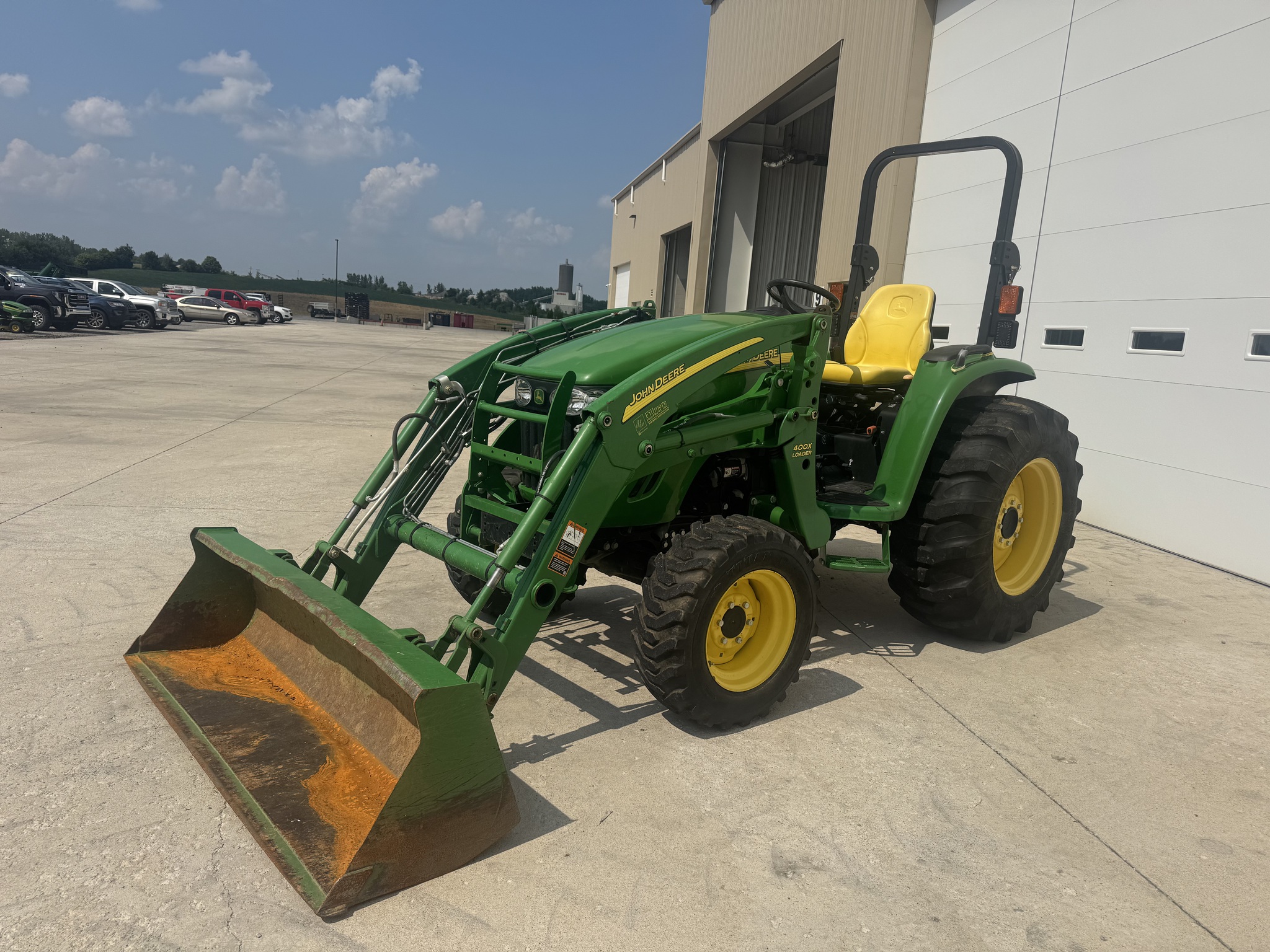 2012 John Deere 4320 Image 3
