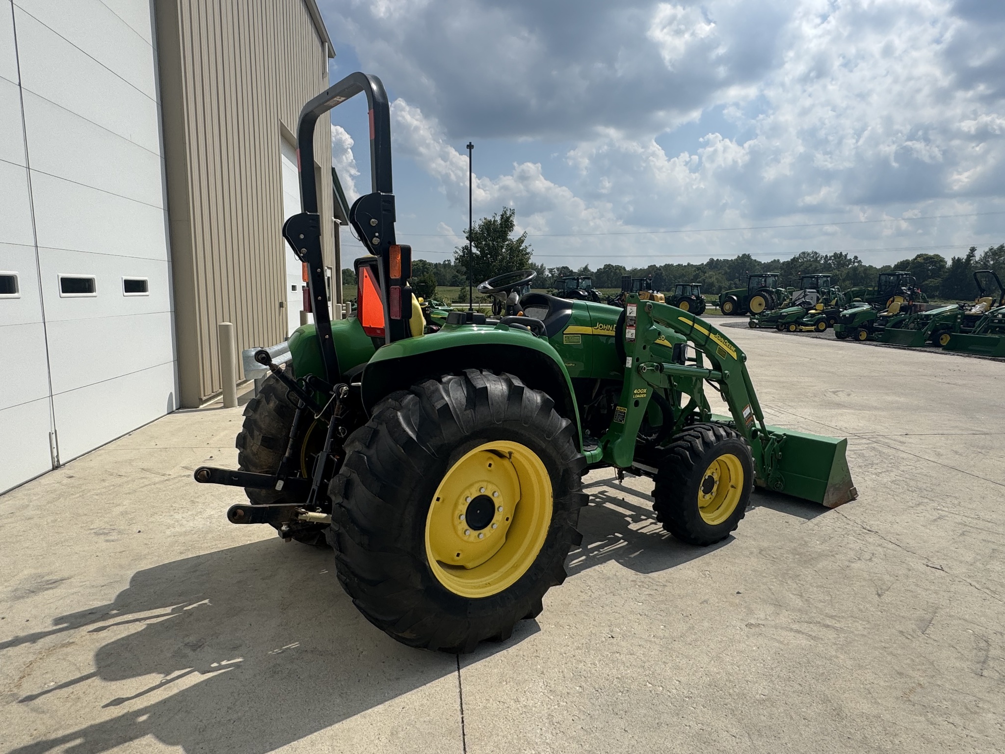 2012 John Deere 4320 Image 7
