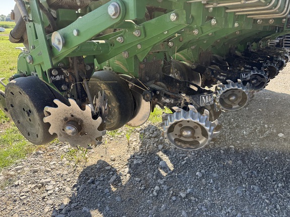 Photo of 2019 John Deere DB60
