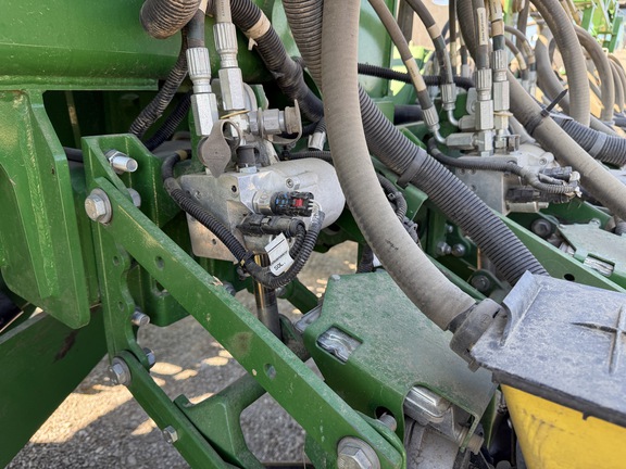 Photo of 2019 John Deere DB60