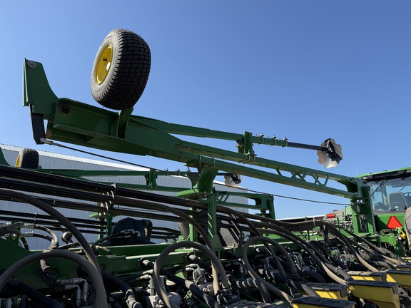 Photo of 2019 John Deere DB60