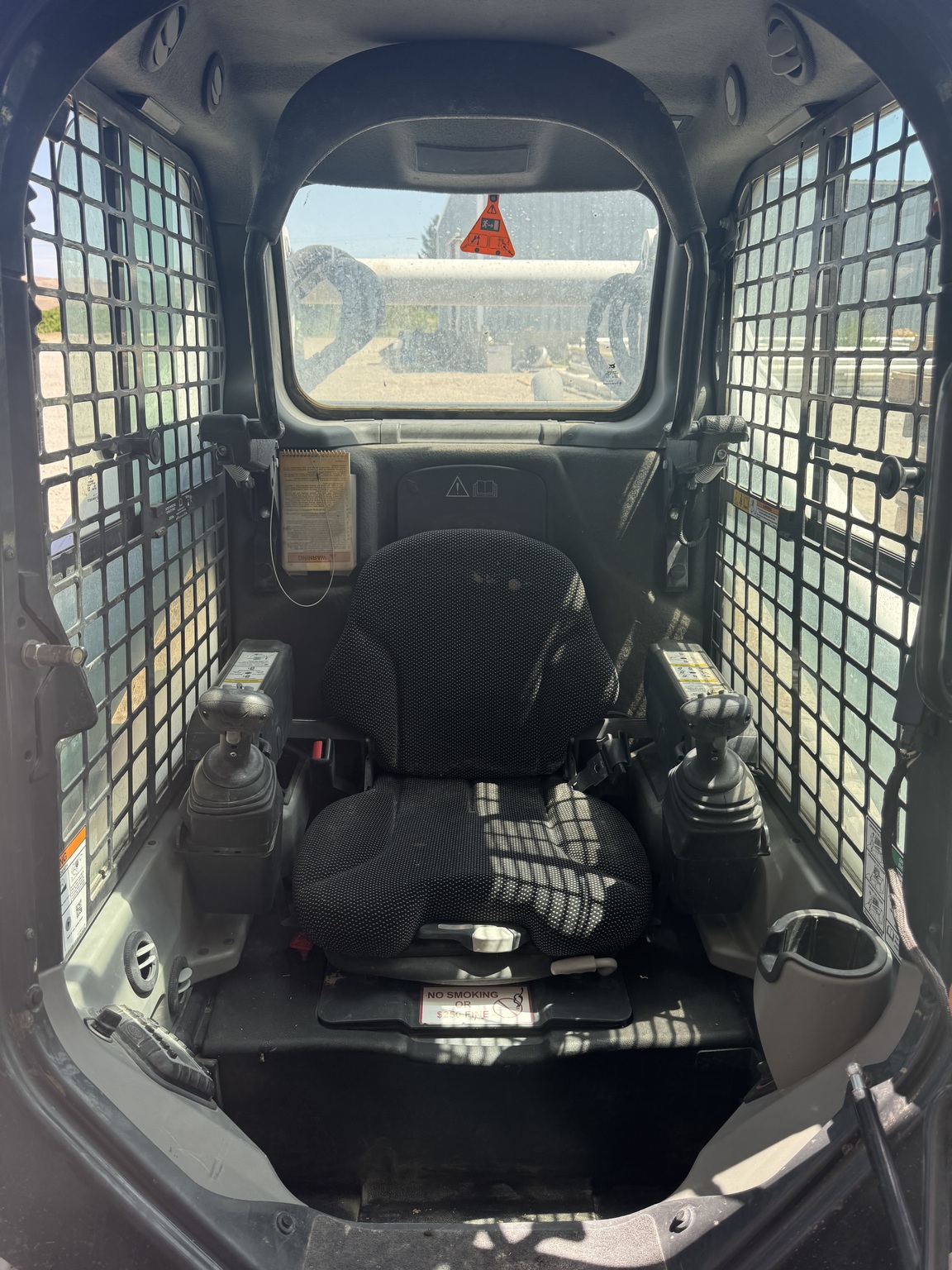 2019 Bobcat T770 Image 17