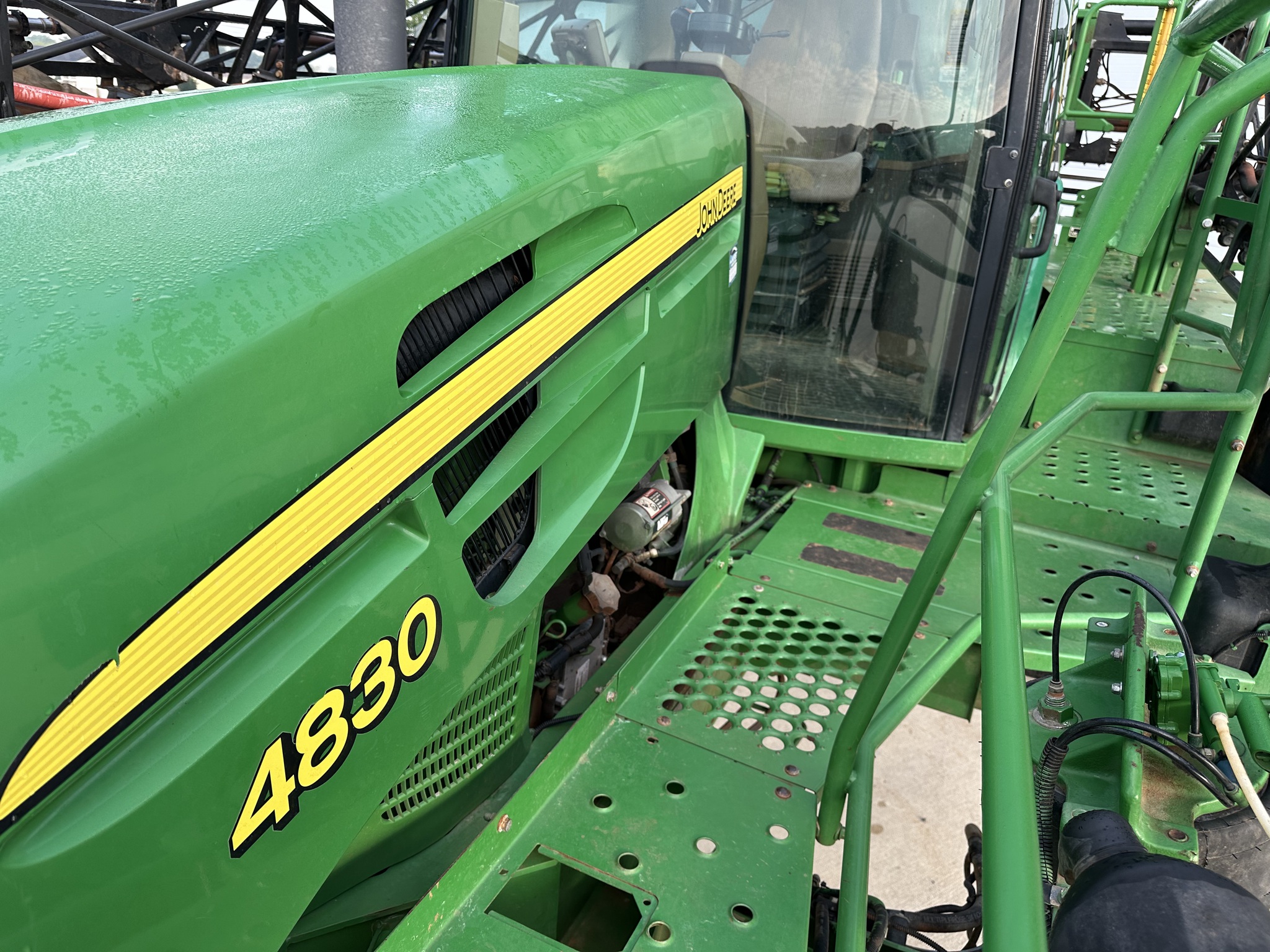 2011 John Deere 4830 Image 7