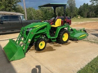 2021 John Deere 3046R Image 1