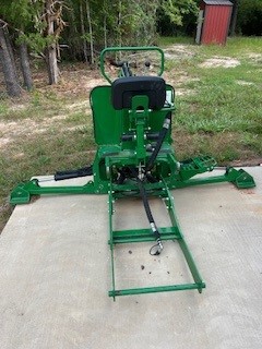 2021 John Deere 3046R Image 13