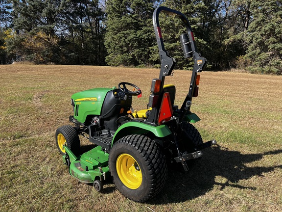 2015 John Deere 2025R - Photo5