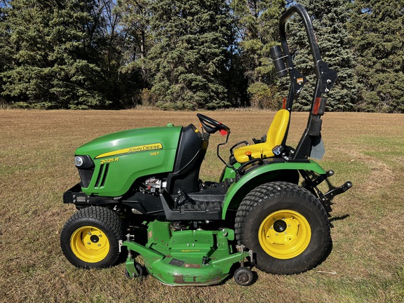 2015 John Deere 2025R - Photo6