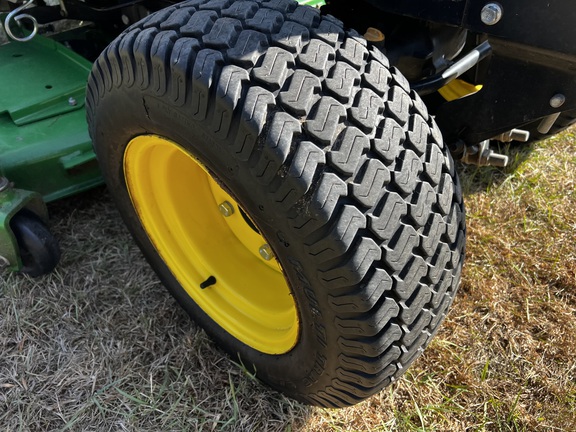 2015 John Deere 2025R - Photo10