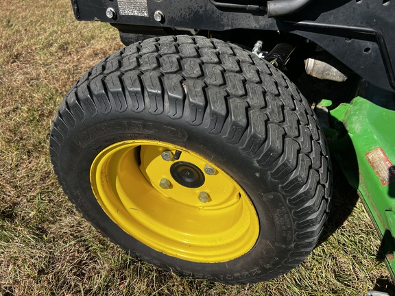 2015 John Deere 2025R - Photo9