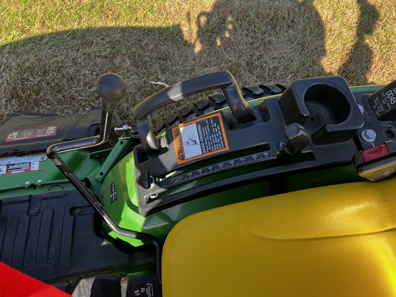 2015 John Deere 2025R - Photo22