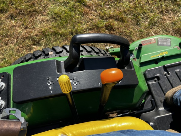 2015 John Deere 2025R - Photo23