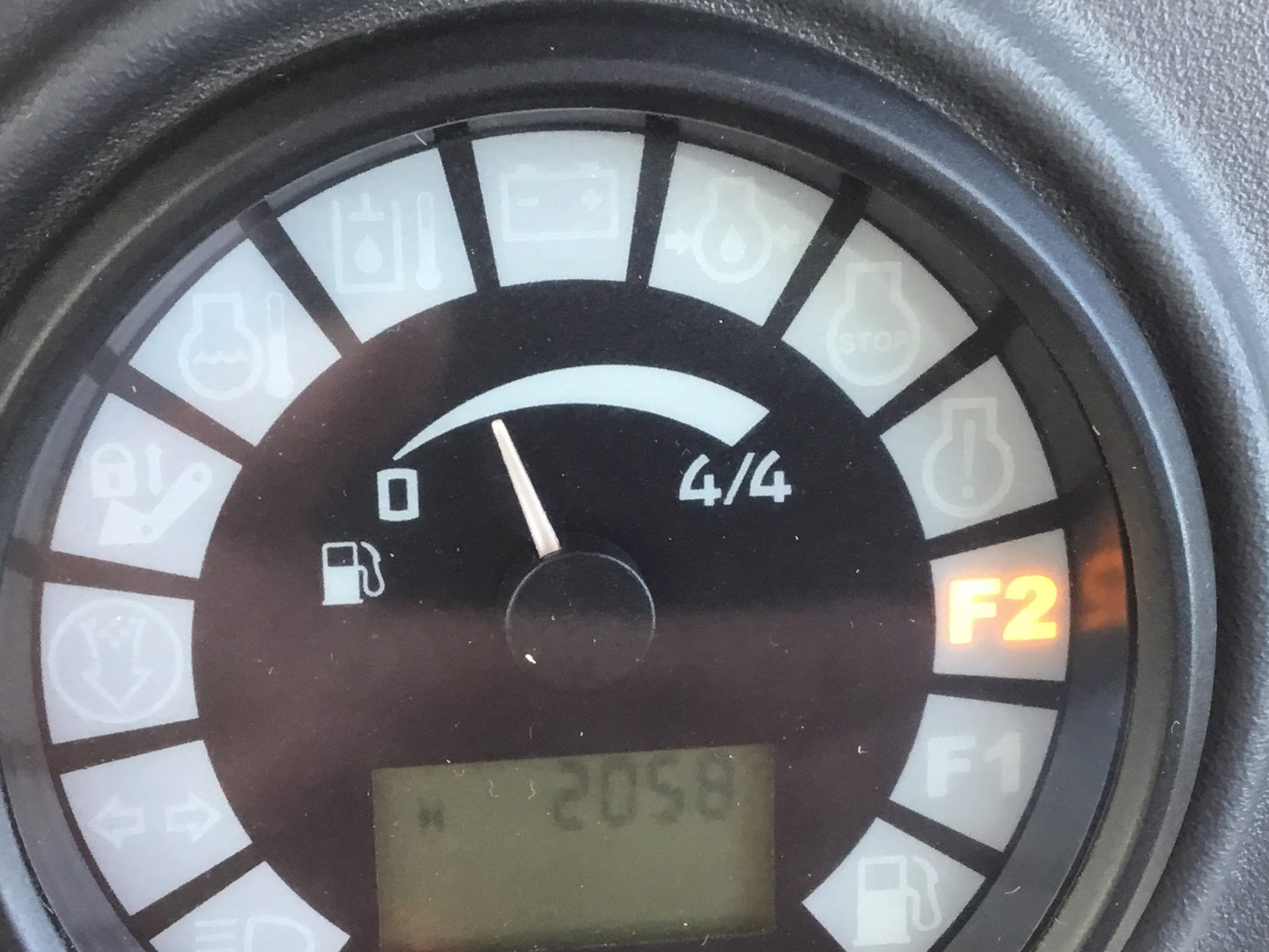 2017 John Deere 244K-II Image 17