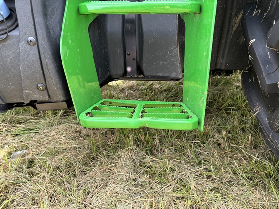Used 2023 John Deere 5105M Utility Tractors at Koenig Equipment in Anna, OH - Photo20