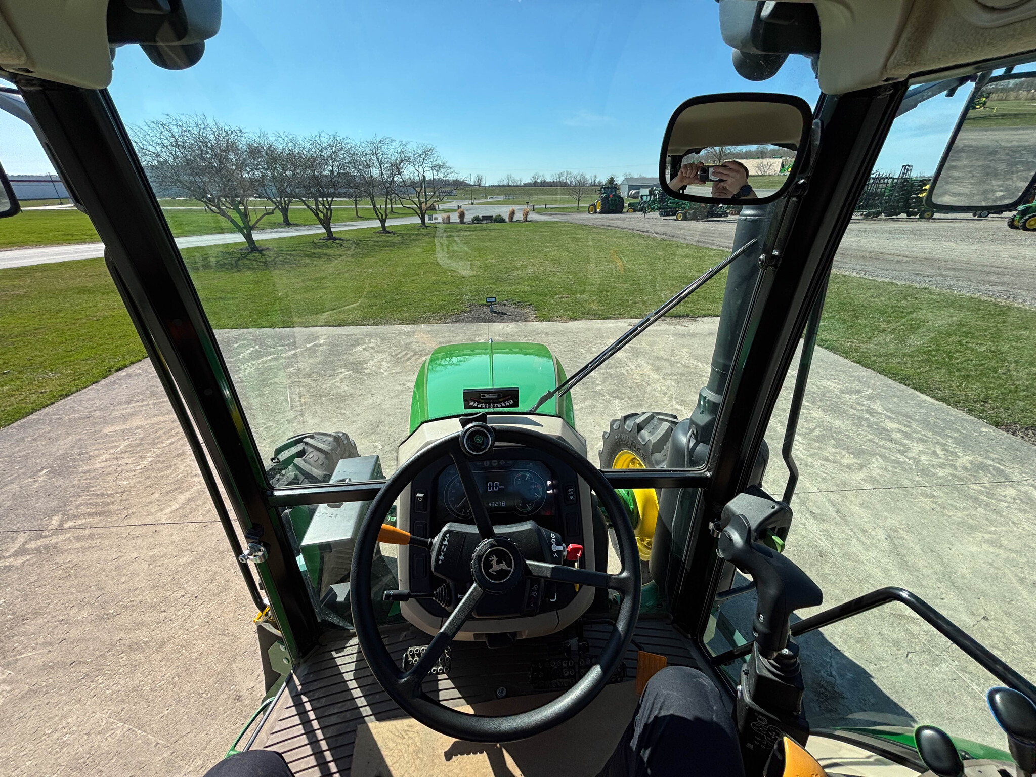 Used 2023 John Deere 5105M Utility Tractors at Koenig Equipment in Anna, OH - PhotoXL29