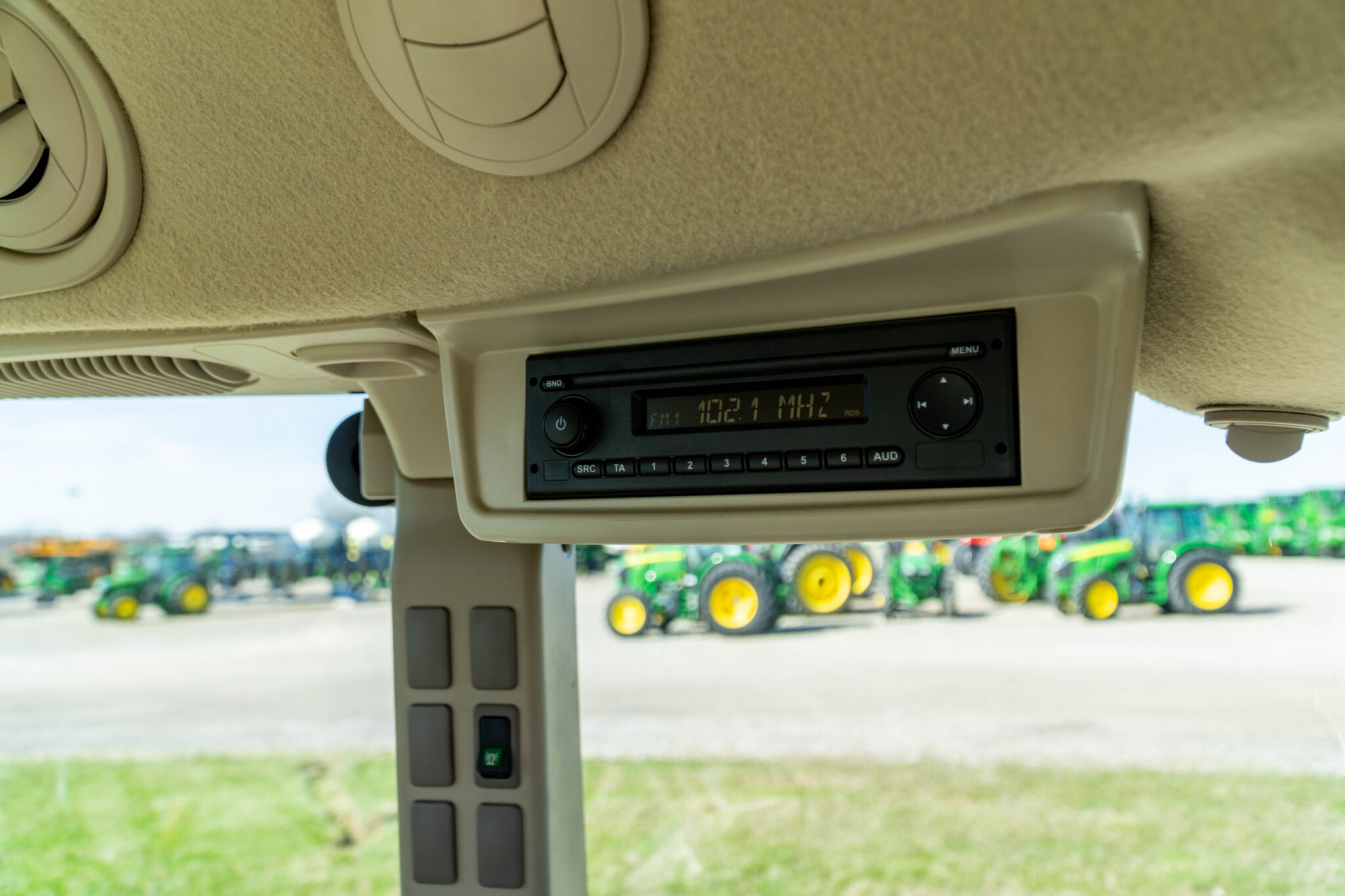 Used 2023 John Deere 5105M Utility Tractors at Koenig Equipment in Anna, OH - PhotoXL32