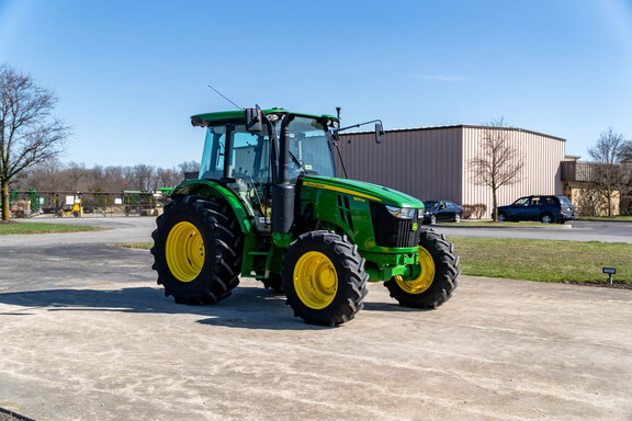 Used 2023 John Deere 5105M Utility Tractors at Koenig Equipment in Anna, OH - Photo6