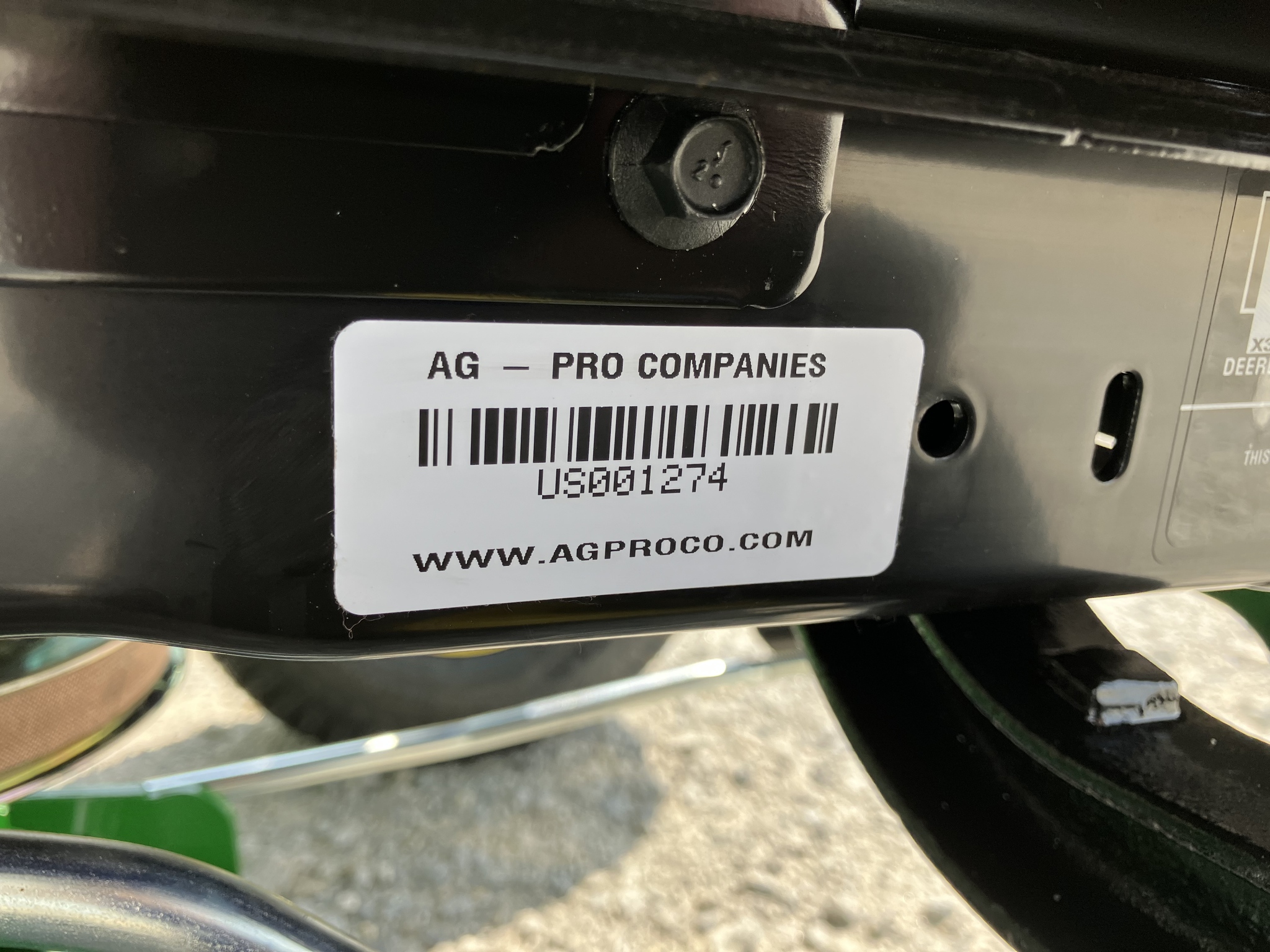 2025 John Deere X350 Image 10