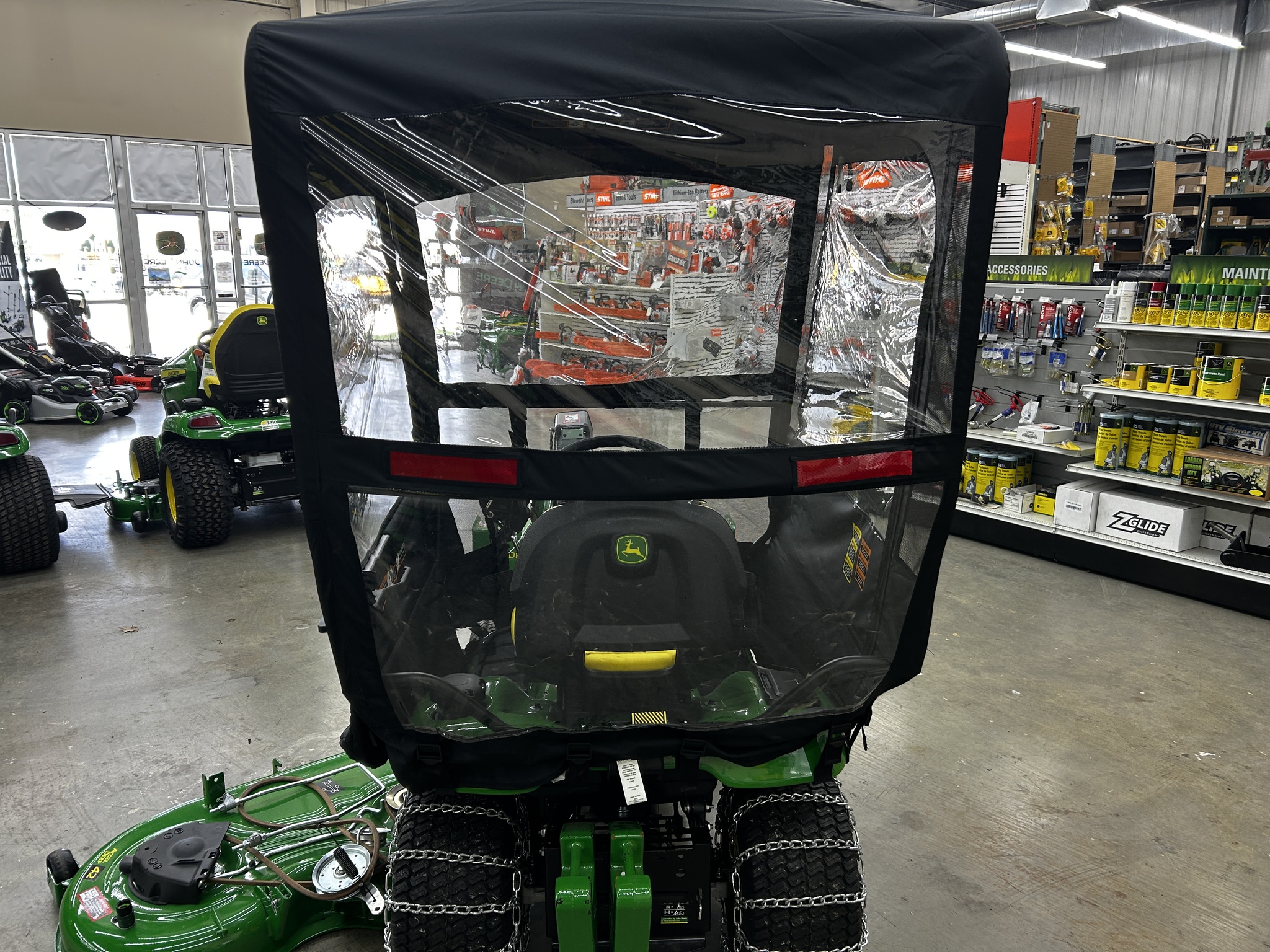 2024 John Deere x330 Image 4