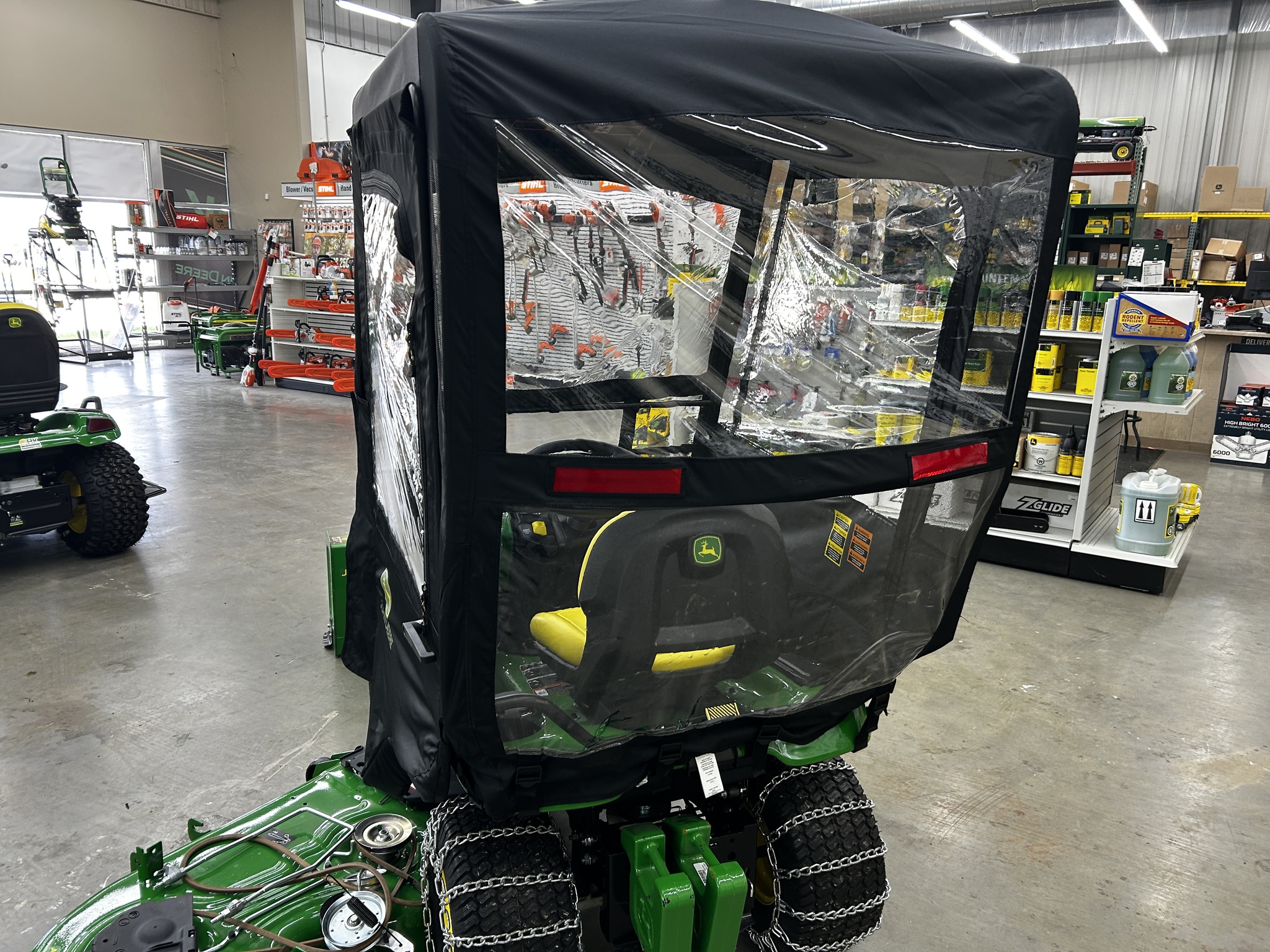 2024 John Deere x330 Image 3