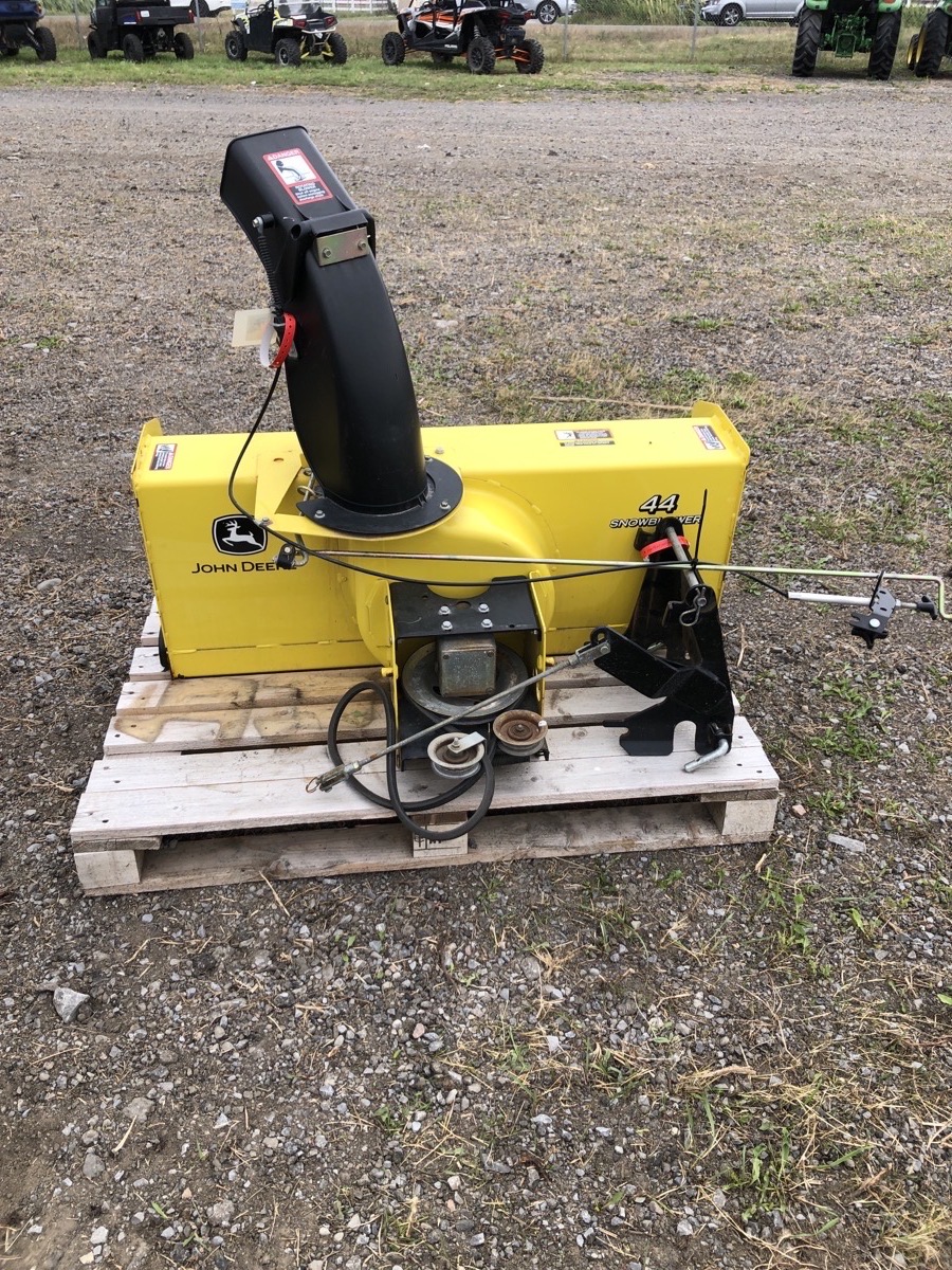 2008 John Deere 44SB Image 2