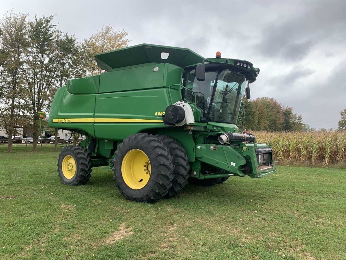 2013 John Deere S550 Image 5