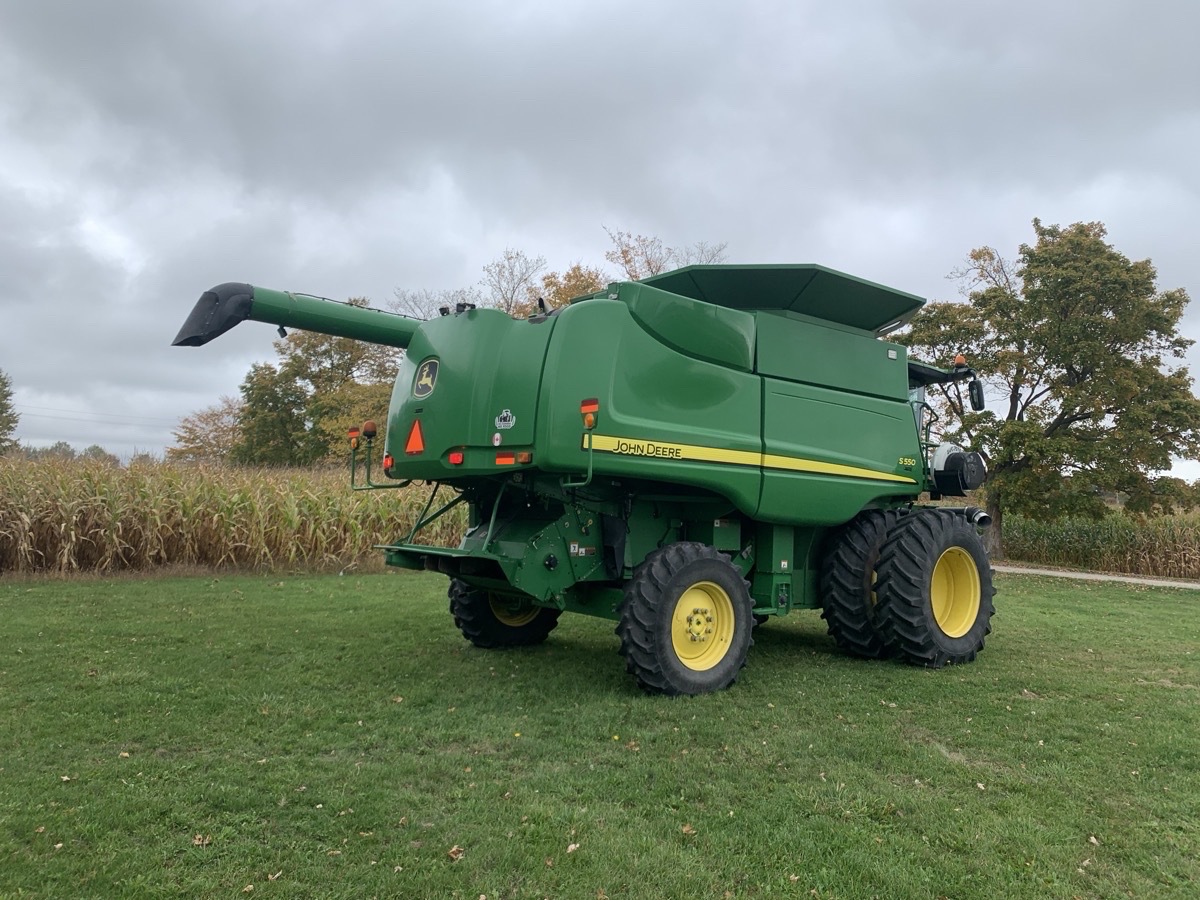 2013 John Deere S550 Image 6